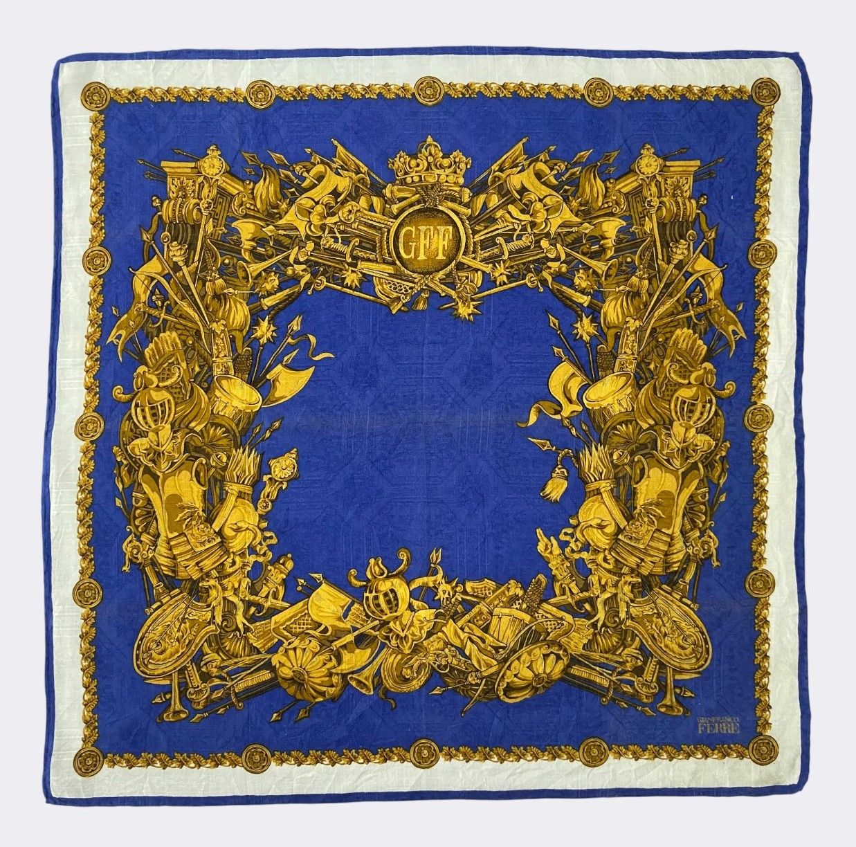 Gianfranco Ferre Vintage Gianfranco Ferre Handkerchief Bandana H224R Size ONE SIZE - 1 Thumbnail