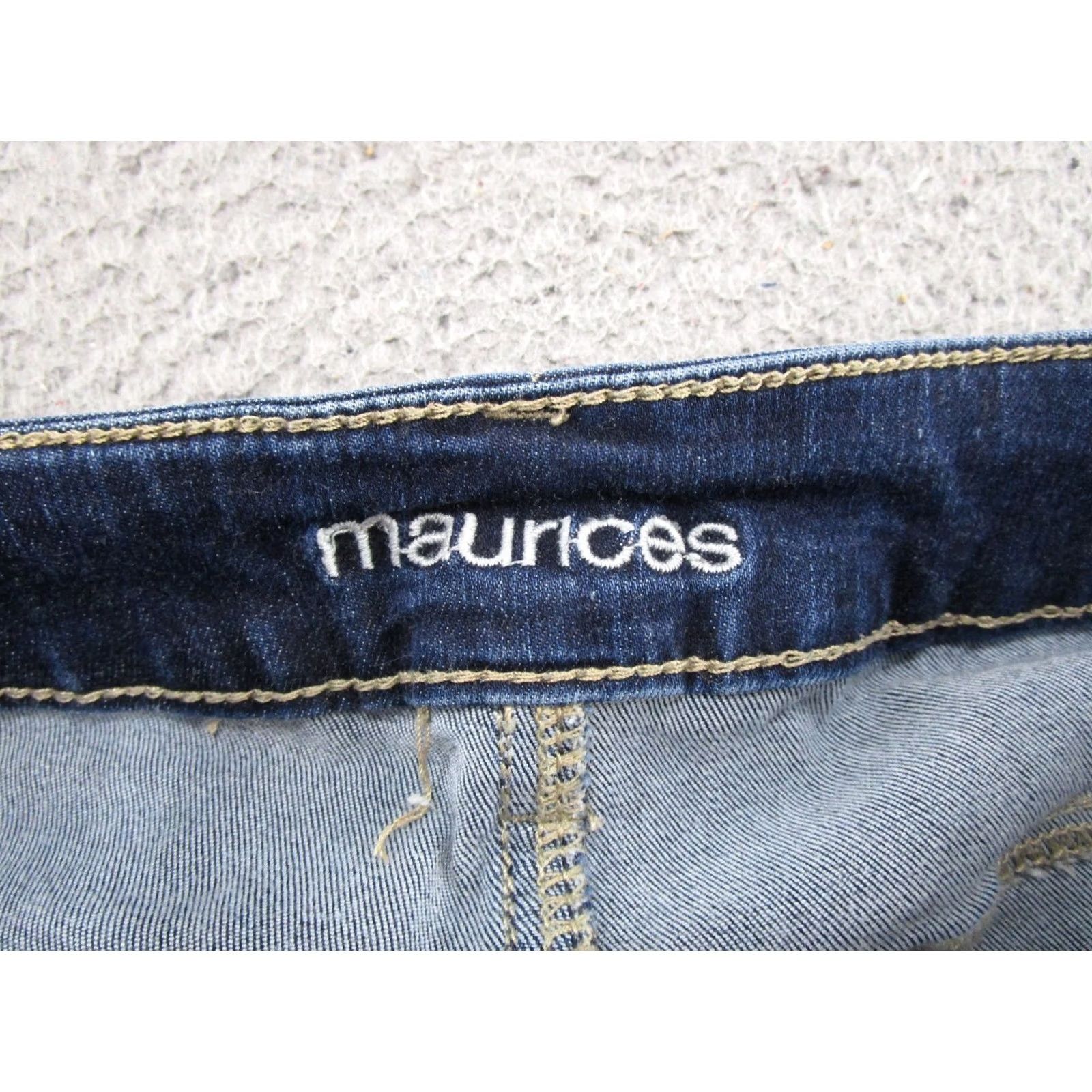 Vintage Maurices Blue Stretch Denim Skinny Jeans Mid Rise Womens XS Reg Dark Denim Jeans Skinny Stretch Maurices Womens XS Dark Blue Jeans Size 26" / US 2 / IT 38 - 4 Thumbnail