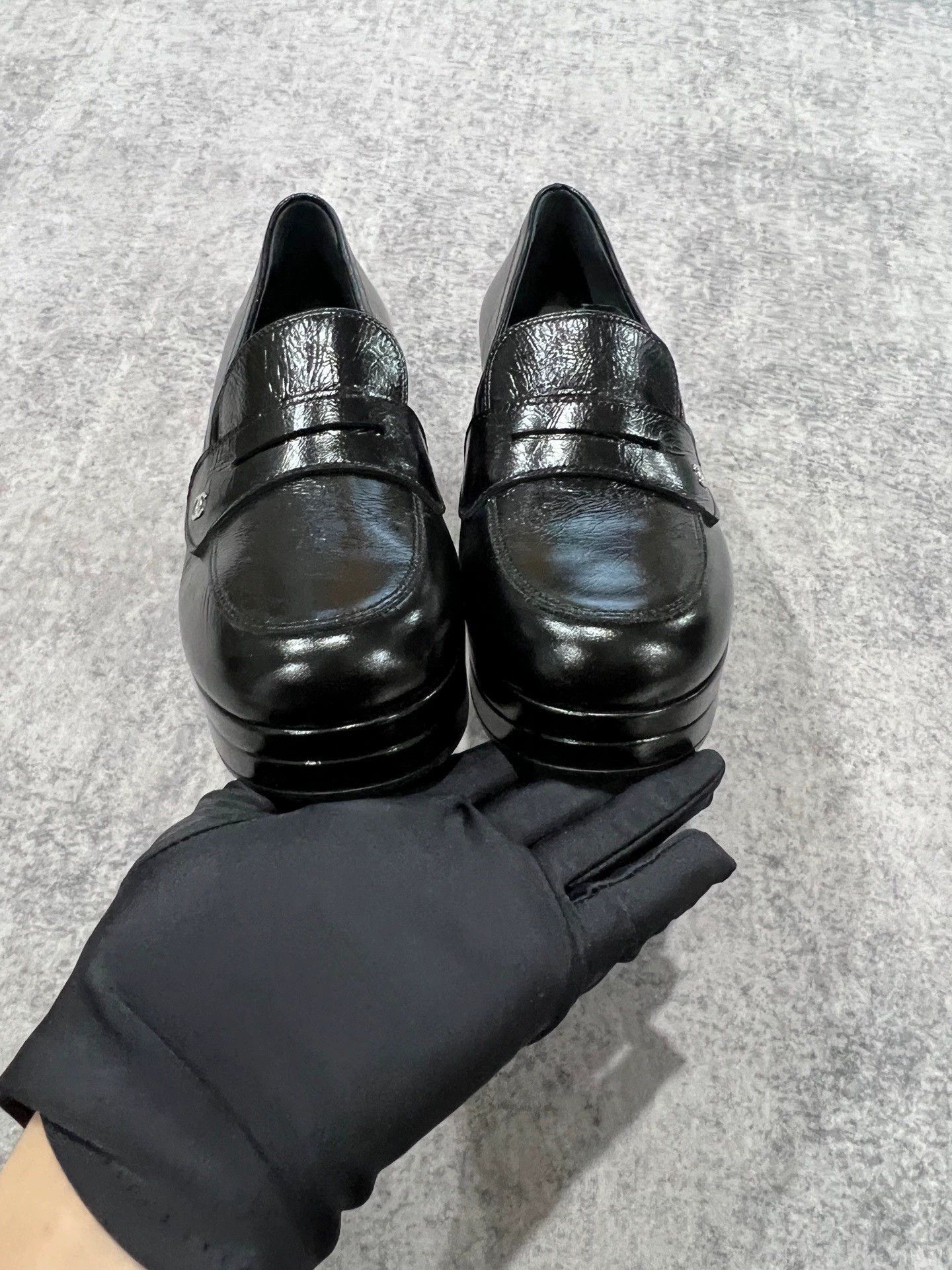 Chanel Chanel high-heeled loafers Size US 7 / IT 37 - 2 Thumbnail