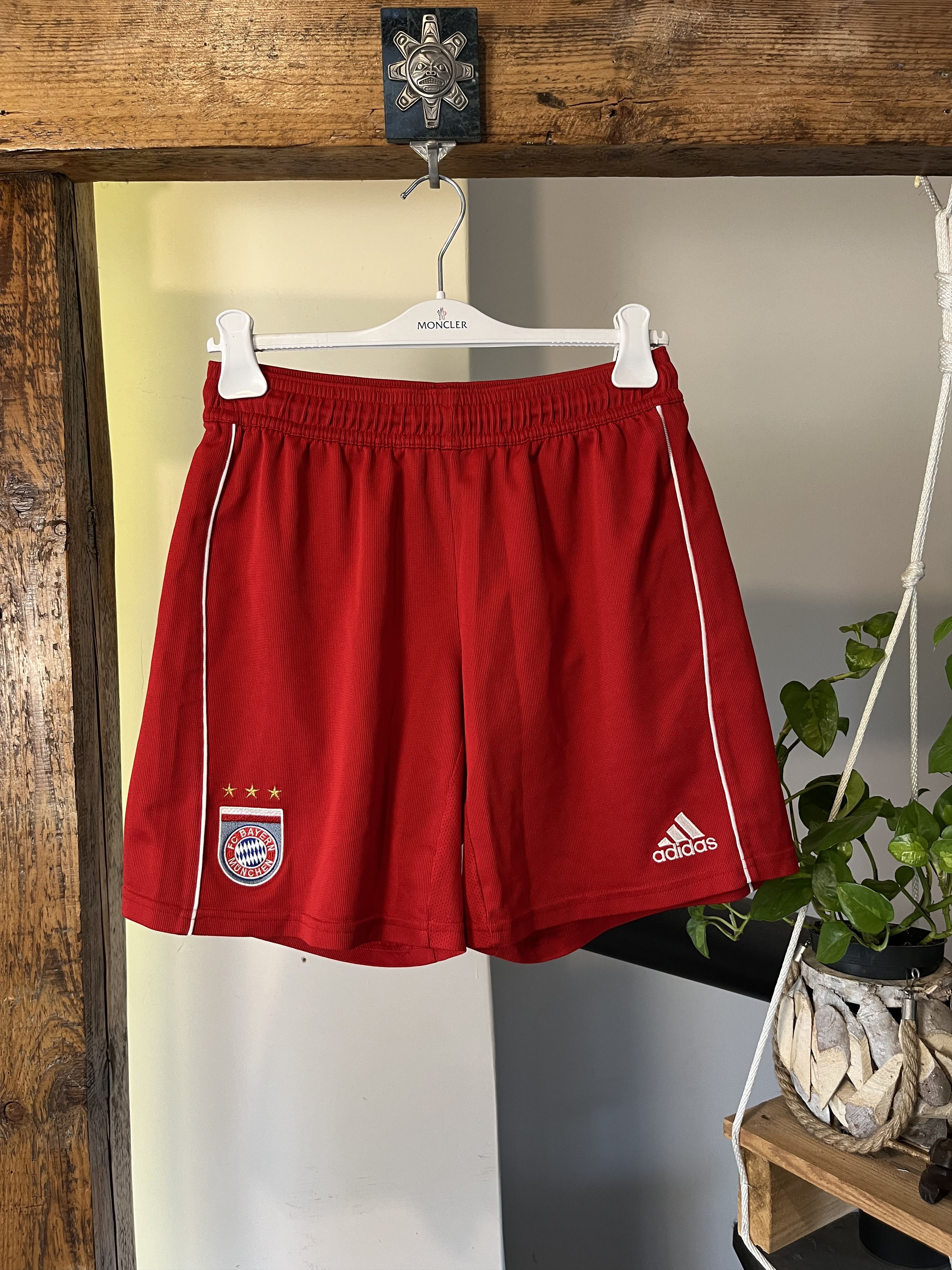 Adidas × Vintage 2005/06 Adidas FC Bayern Munich Jersey Shorts Size US 34 / EU 50 - 1 Thumbnail