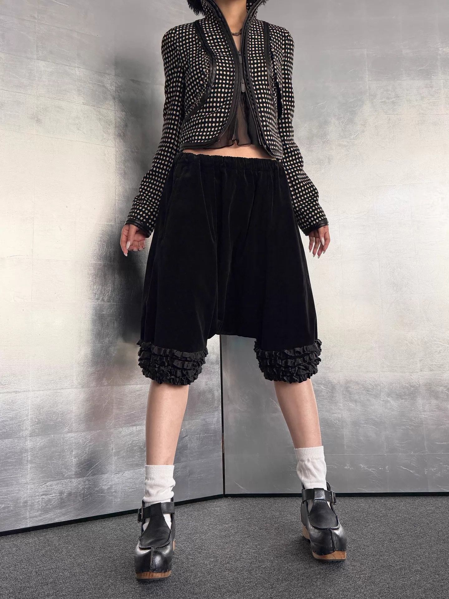 Comme des Garcons CDG Vintage Lace-Trim Velvet Elastic-Waist Slouchy Pants S Size 26" / US 2 / IT 38 - 1 Thumbnail