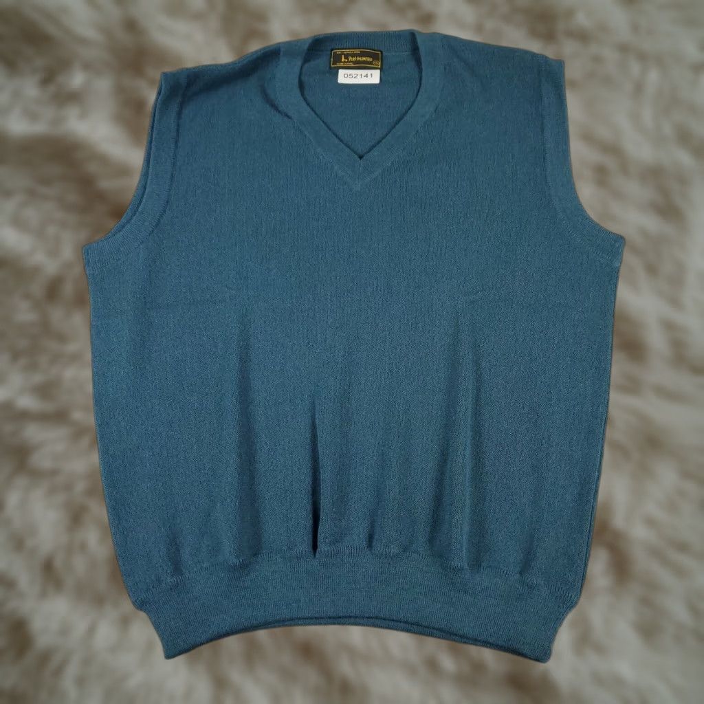 Vintage VINTAGE Peru Unlimited Blue Wool Vest Mens 2XL Casual Knit Sleeveless V-Neck Logo Modern Size US XXL / EU 58 / 5 - 1 Thumbnail