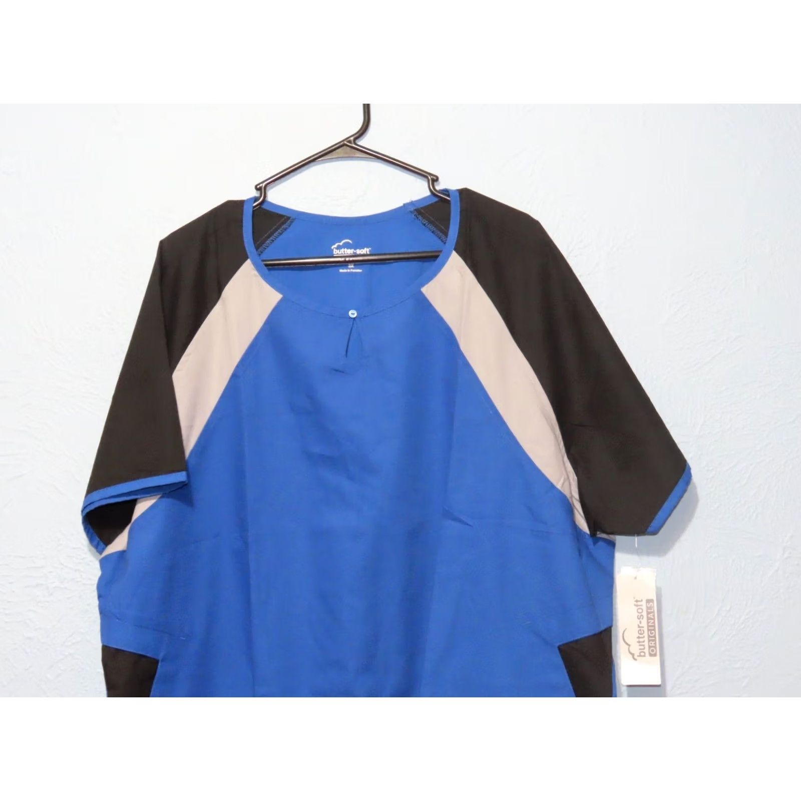 Vintage Butter-soft V-Neck 3XL Scrub Top Women Blue Gray Black NWT Cotton Blend Solid Nurse Medical Shirt Size US XXL / EU 58 / 5 - 3 Thumbnail