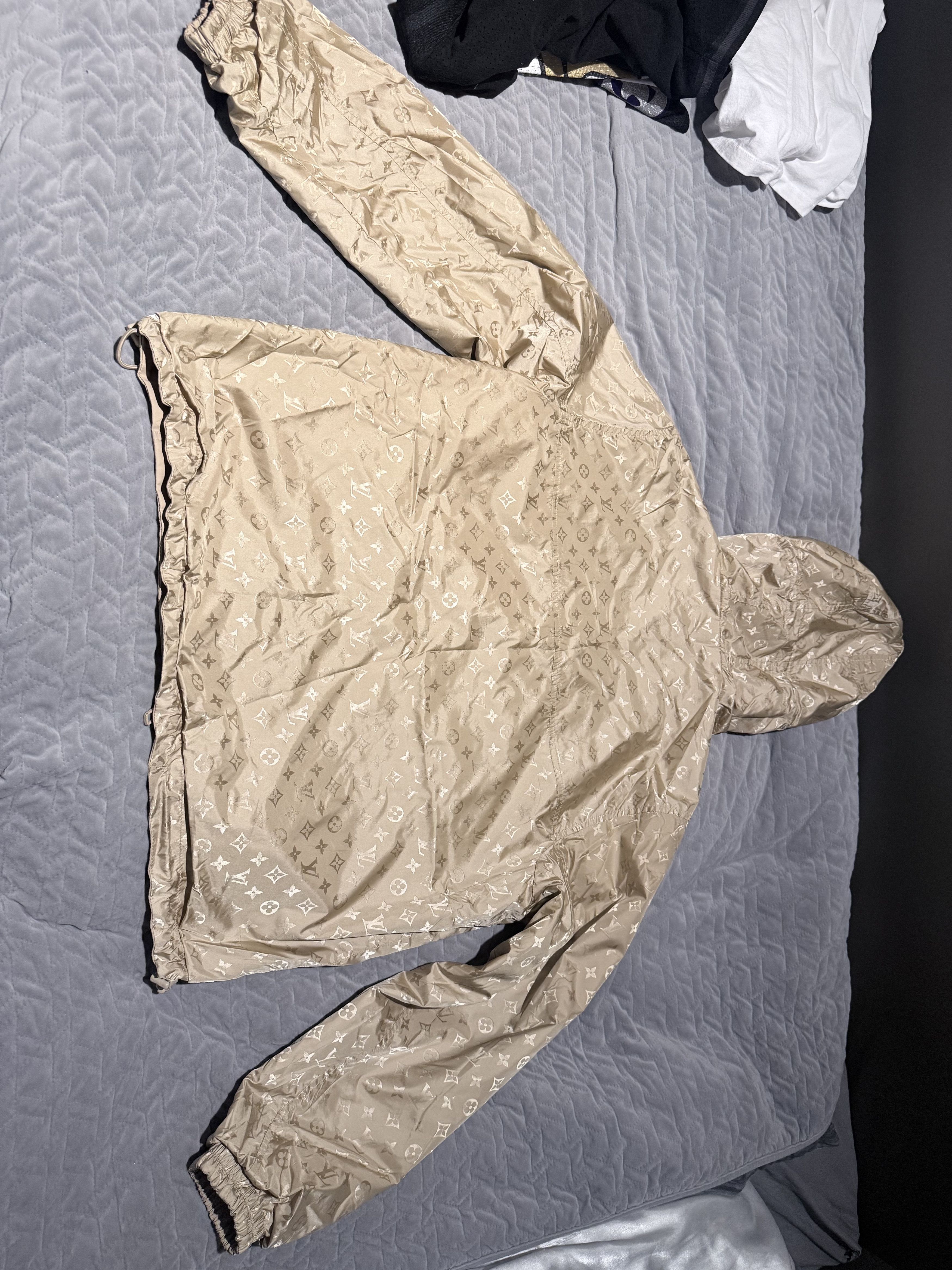 Louis Vuitton Louis Vuitton Monogram Windbreaker – Beige Size US L / EU 52-54 / 3 - 3 Thumbnail