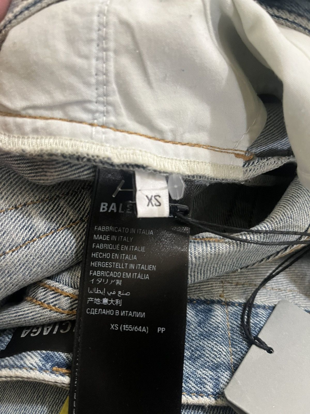Balenciaga Balenciaga Shorts Sz XS Size US 29 - 11 Thumbnail
