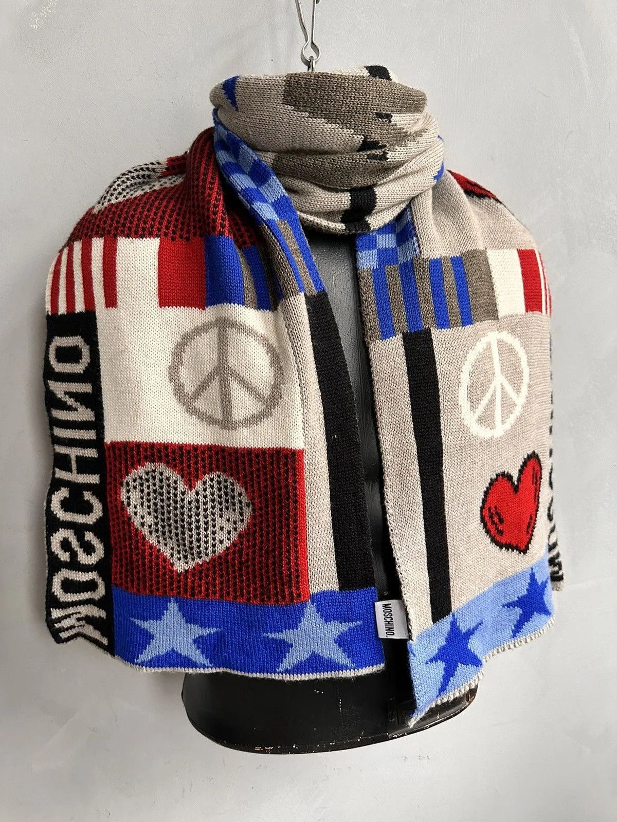 Moschino Wow😻 Vintage Scarf Moschino Wool LGB Y2K IfSixWasNine Style Size ONE SIZE - 1 Thumbnail