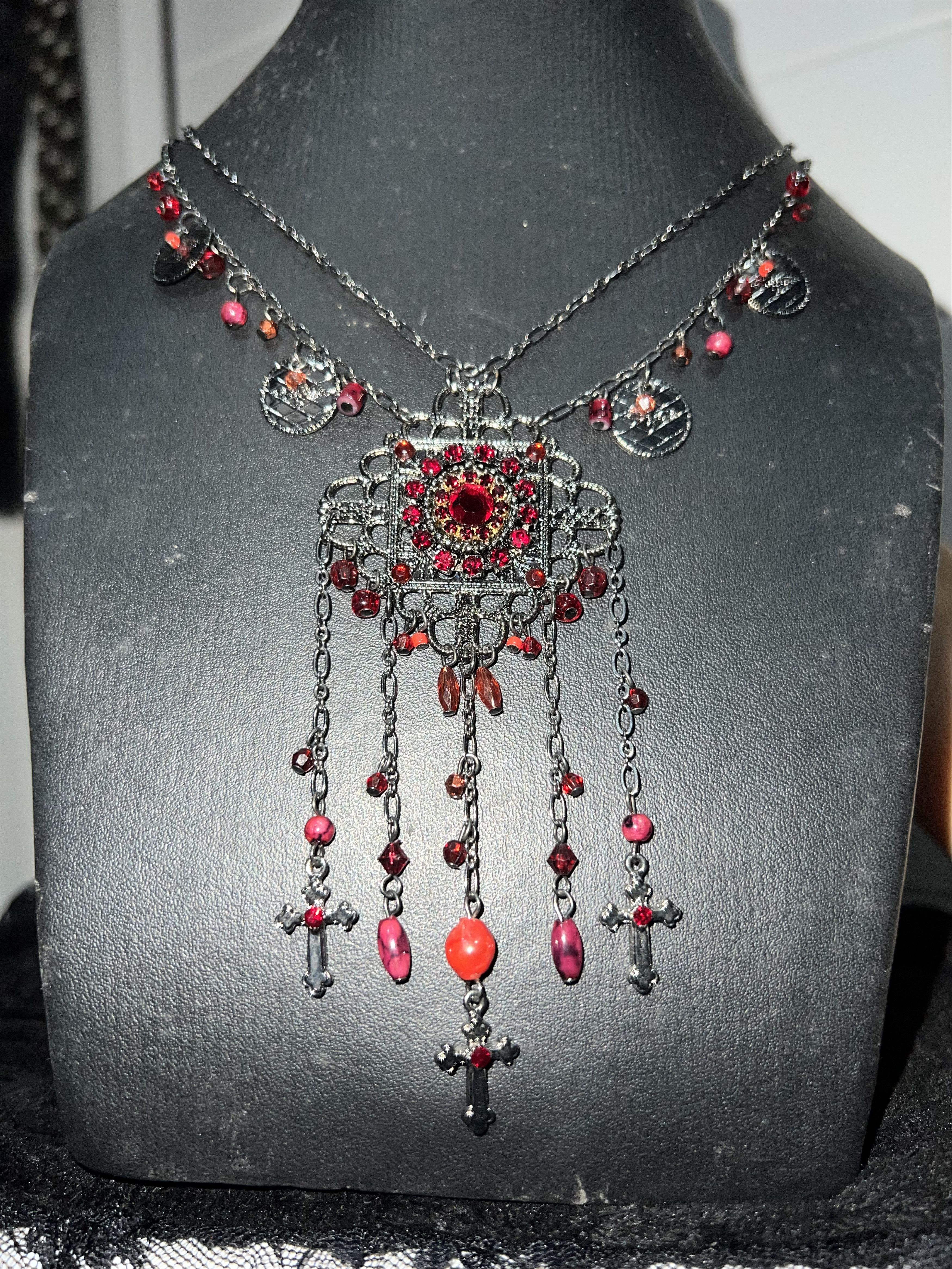 Japanese Brand Gothic Victorian Red Necklace 🥀 Size ONE SIZE - 13 Thumbnail
