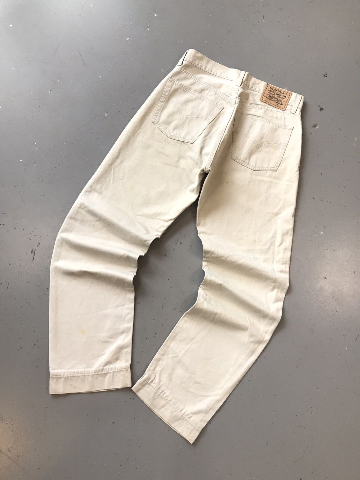 Levi's × Vintage Vintage Levi’s silver tab off white straight denim Size US 32 / EU 48 - 2 Thumbnail