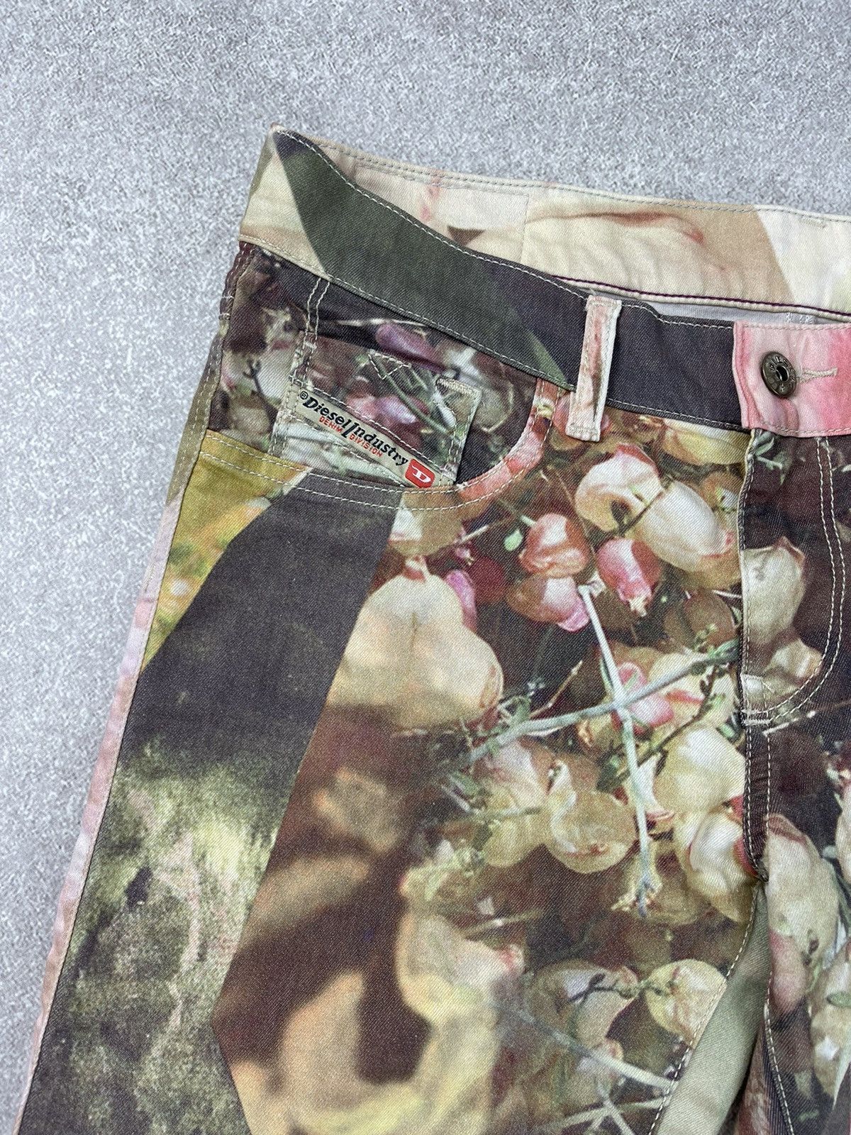 Diesel Diesel Liver-SP Super Slim Flowers Print Pants Size 28" / US 6 / IT 42 - 5 Thumbnail