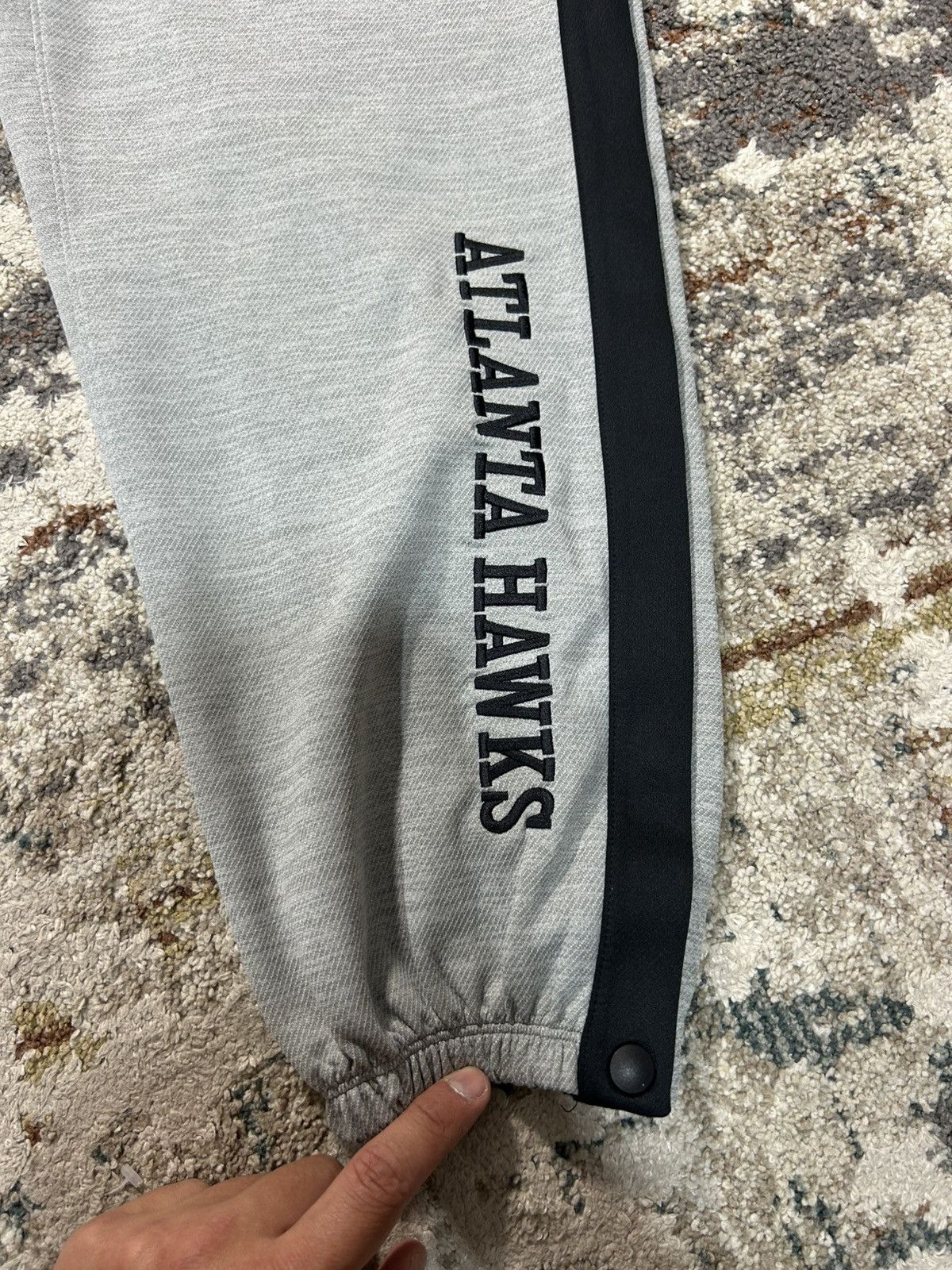 Nike NBA Team Issued Atlanta Hawks Warmup Snap Pant Size US 40 / EU 56 - 2 Thumbnail