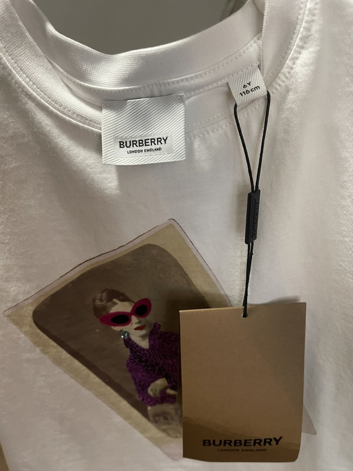 Burberry London England Children’s T Shirt Size XS / US 0-2 / IT 36-38 - 6 Thumbnail