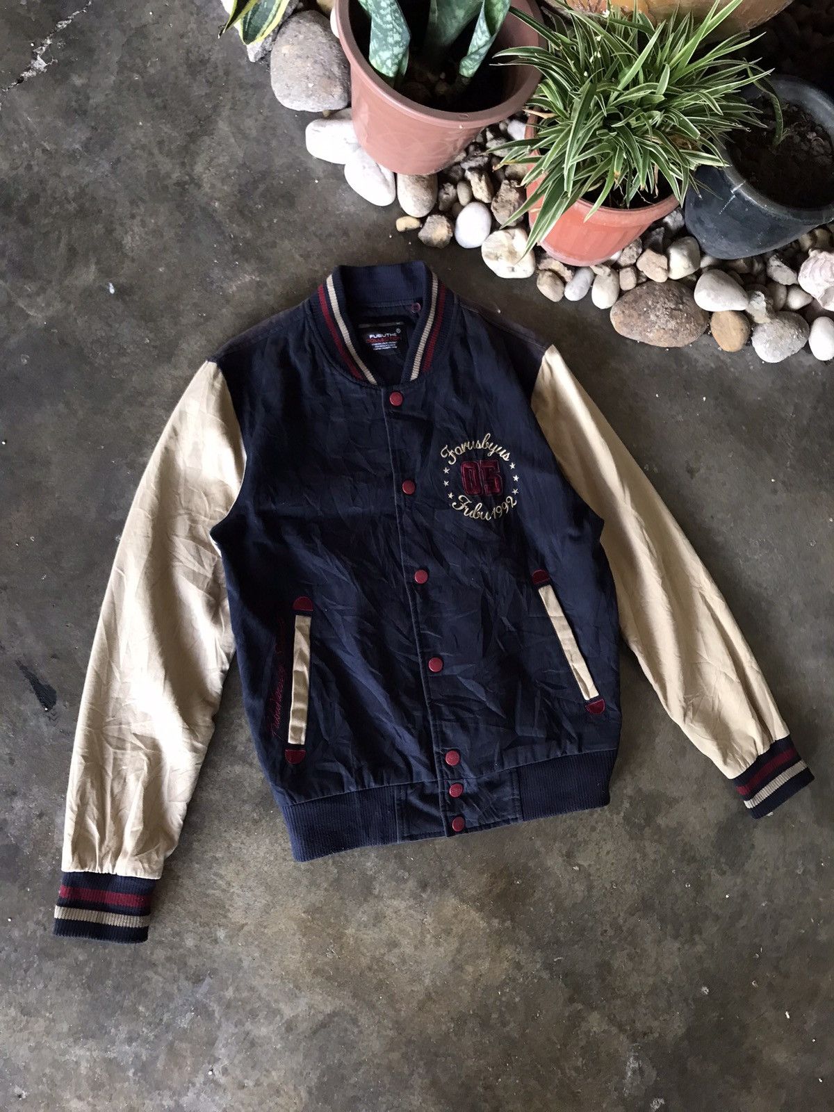 Fubu × Vintage Vintage Faded Fubu Varsity Genuine Article 1992 Size US M / EU 48-50 / 2 - 7 Thumbnail