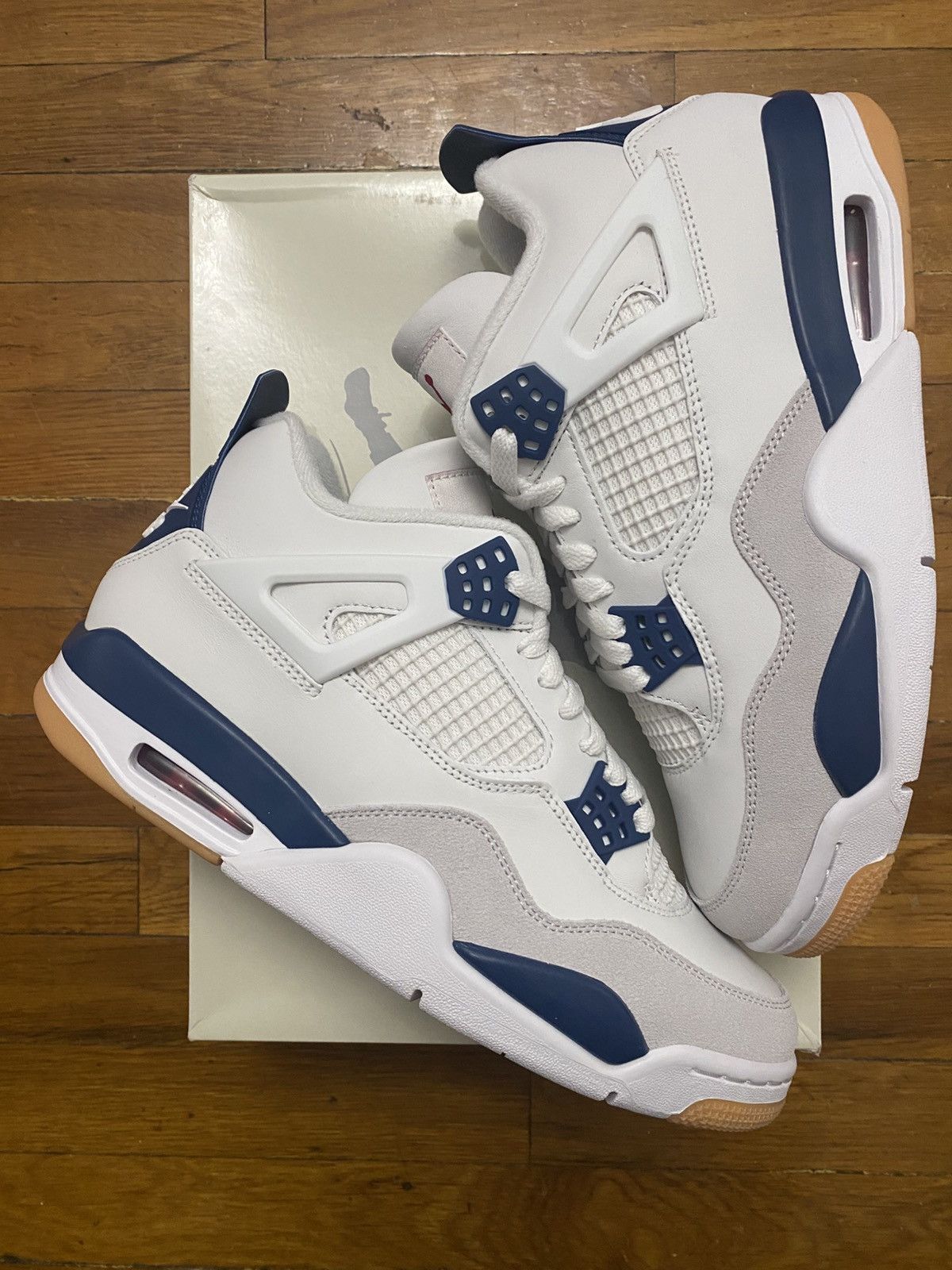 Jordan Brand Size 9M/10.5W - Air Jordan 4 Retro SB White Navy Blue Size US 9 / EU 42 - 5 Thumbnail