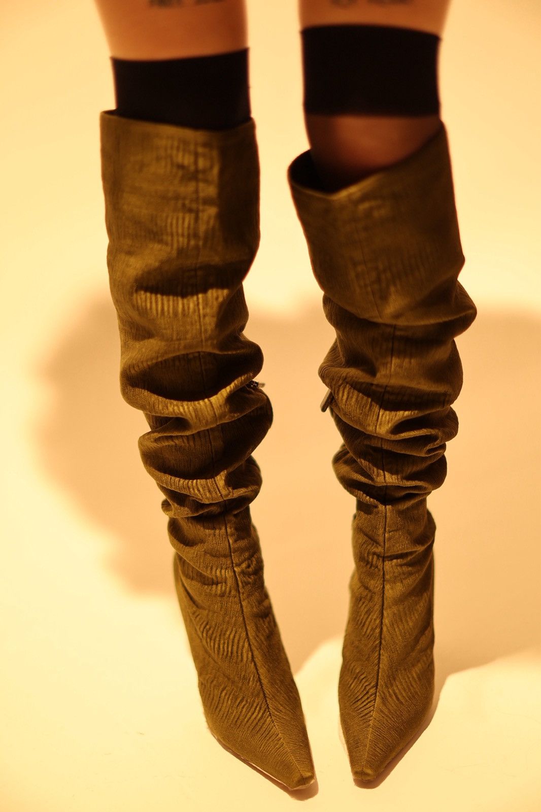 Tom Ford F/W 1999 Gucci by Tom Ford Ruched Silk Heeled Boots Ad Size US 9 / IT 39 - 5 Thumbnail