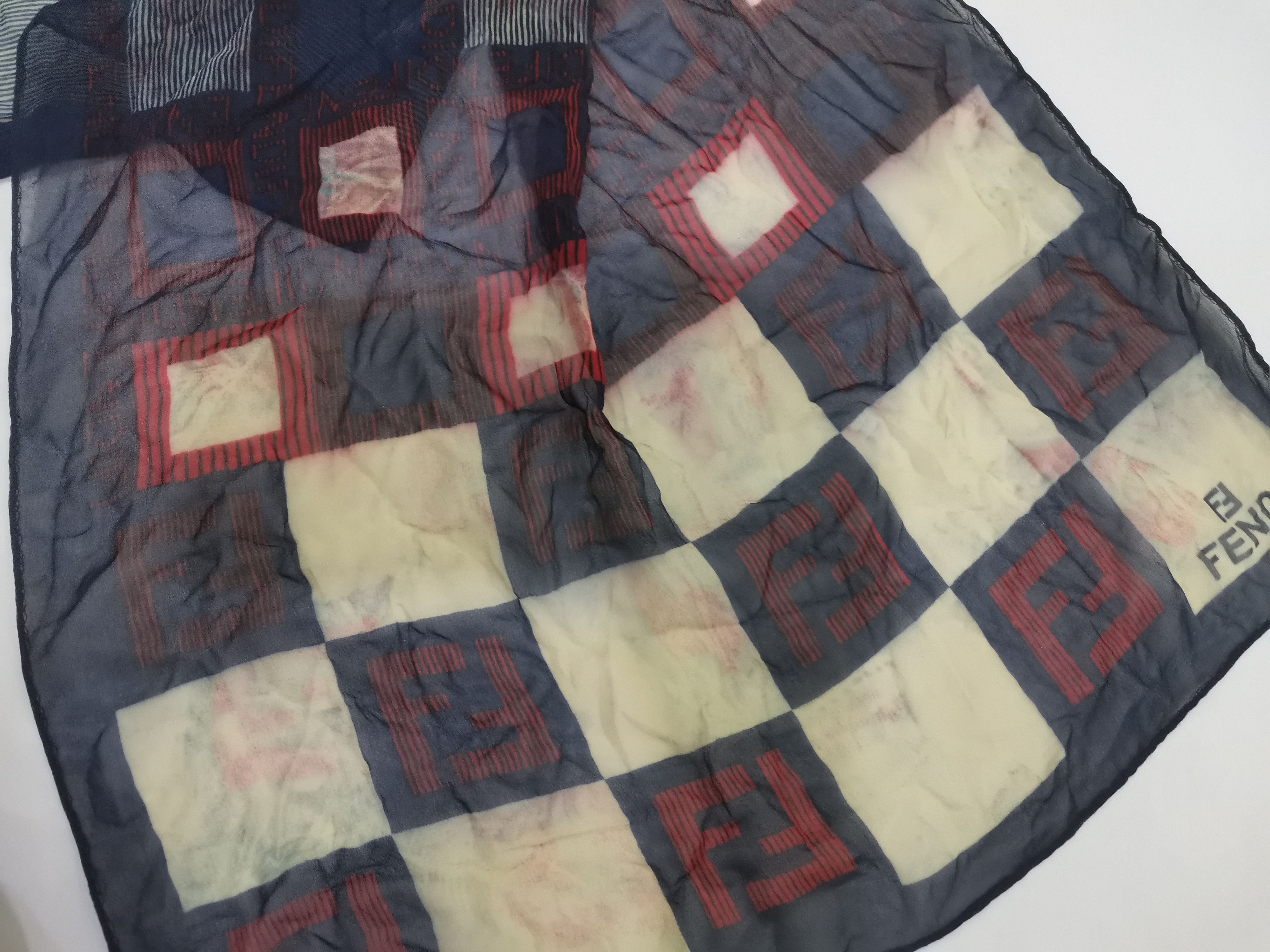 Fendi × Vintage Rare distressed Fendi scarves nice design Size ONE SIZE - 3 Thumbnail