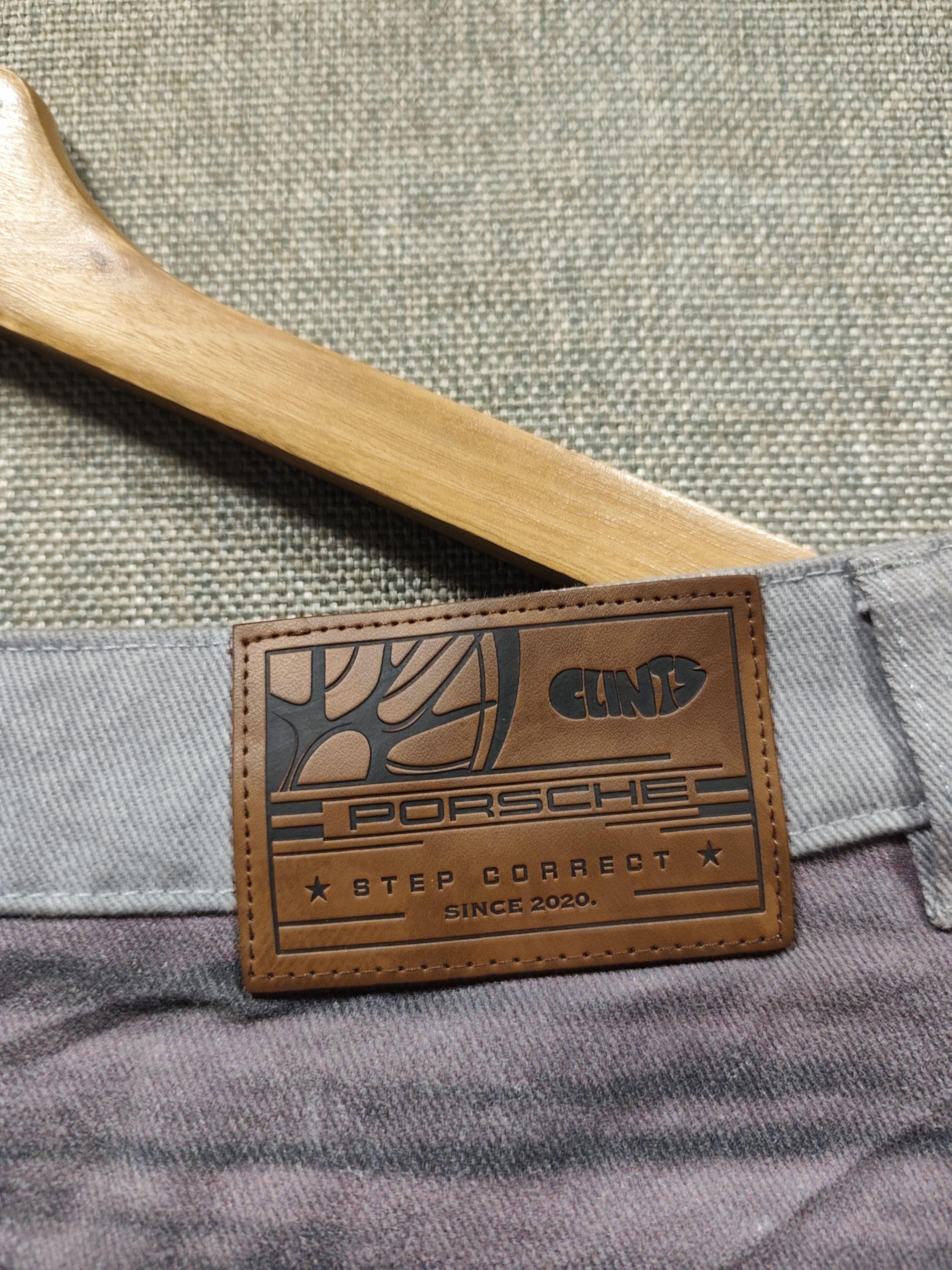 Clints Clints Porche overprint pants Size US 31 - 8 Thumbnail