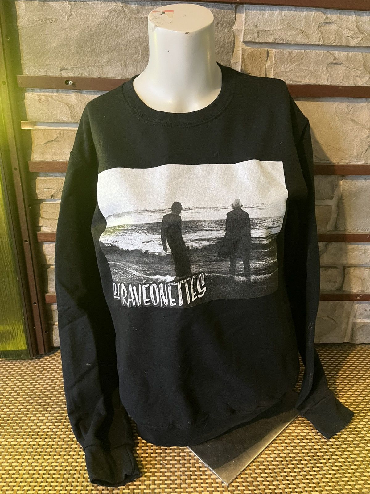 Other The Raveonettes Black Crewneck Small Size US S / EU 44-46 / 1 - 1 Thumbnail