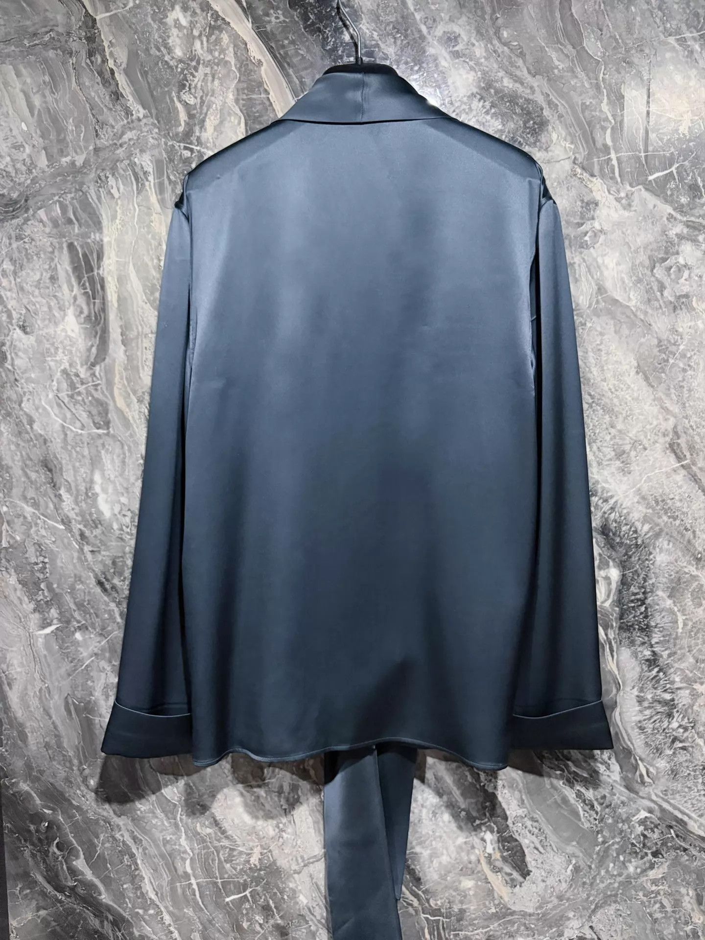Saint Laurent Paris Saint Laurent 23FW Satin Silk Gunmetal Shirt 38 NWT Size US S / EU 44-46 / 1 - 2 Thumbnail