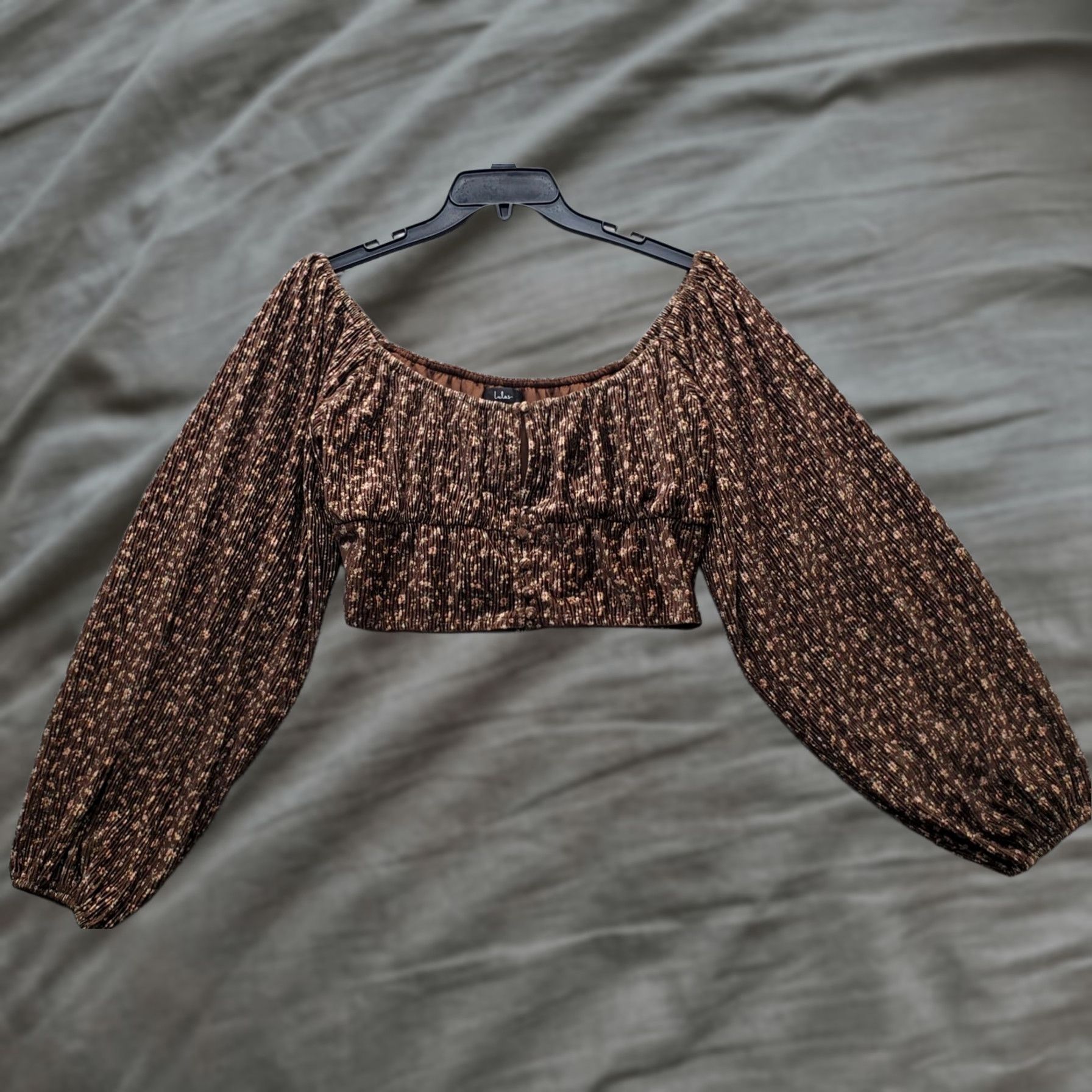 Lulus Lulus Cropped Top Womens M Multicolor Floral Balloon Sleeve Boat Neck Satin-esque? Size M / US 6-8 / IT 42-44 - 1 Thumbnail