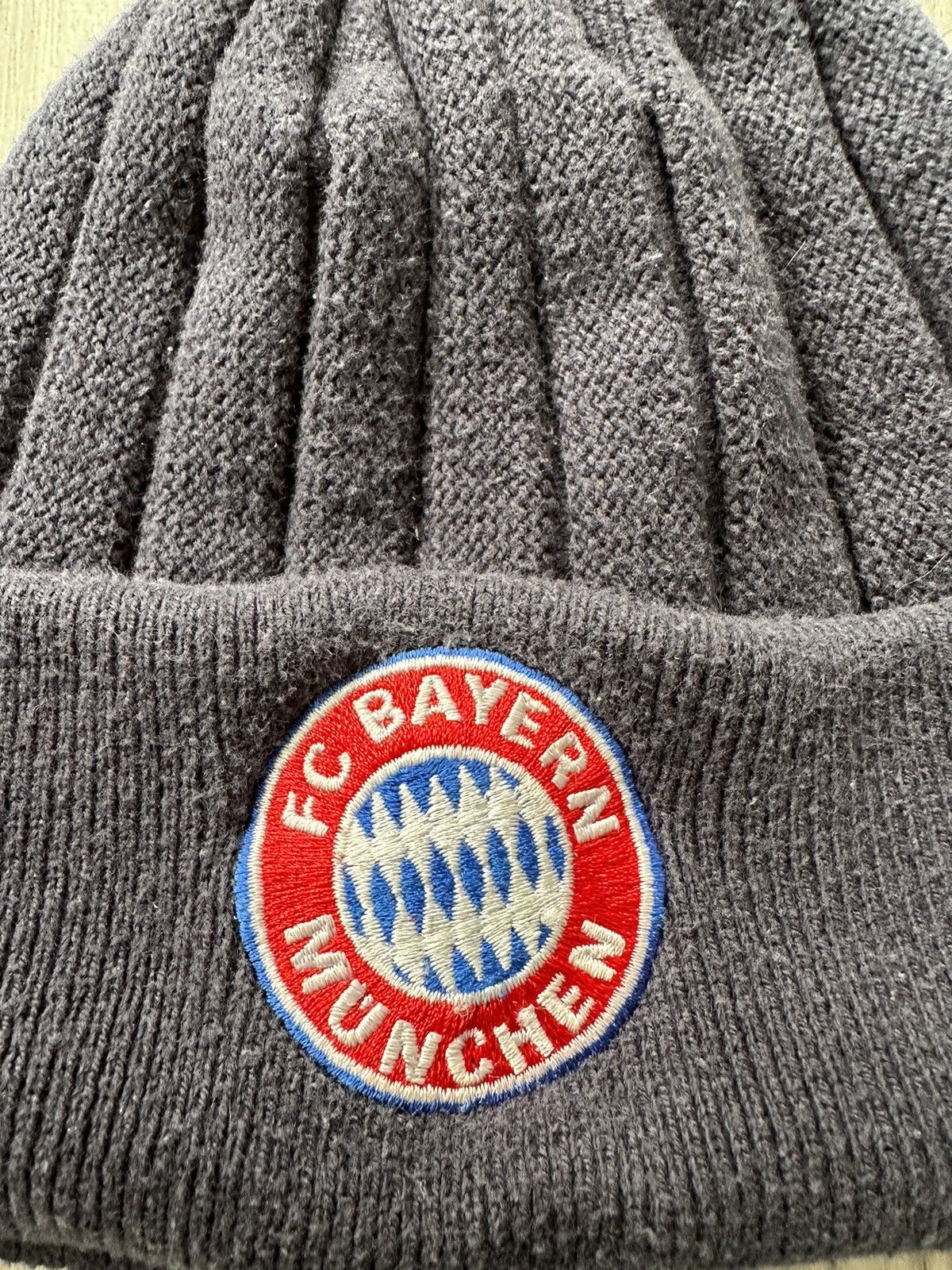 Vintage Vintage Y2K 00s FC Bayern Munchen Toque Beanie Hat Size ONE SIZE - 5 Thumbnail