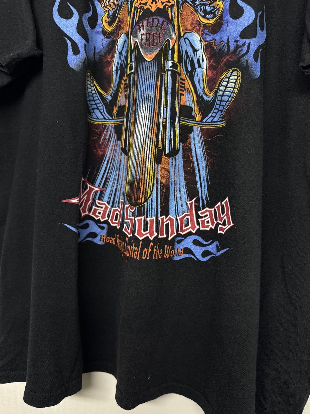 Vintage Vintage Y2k Isle Of Man Mad Sunday T-Shirt 90’s Size US M / EU 48-50 / 2 - 6 Thumbnail