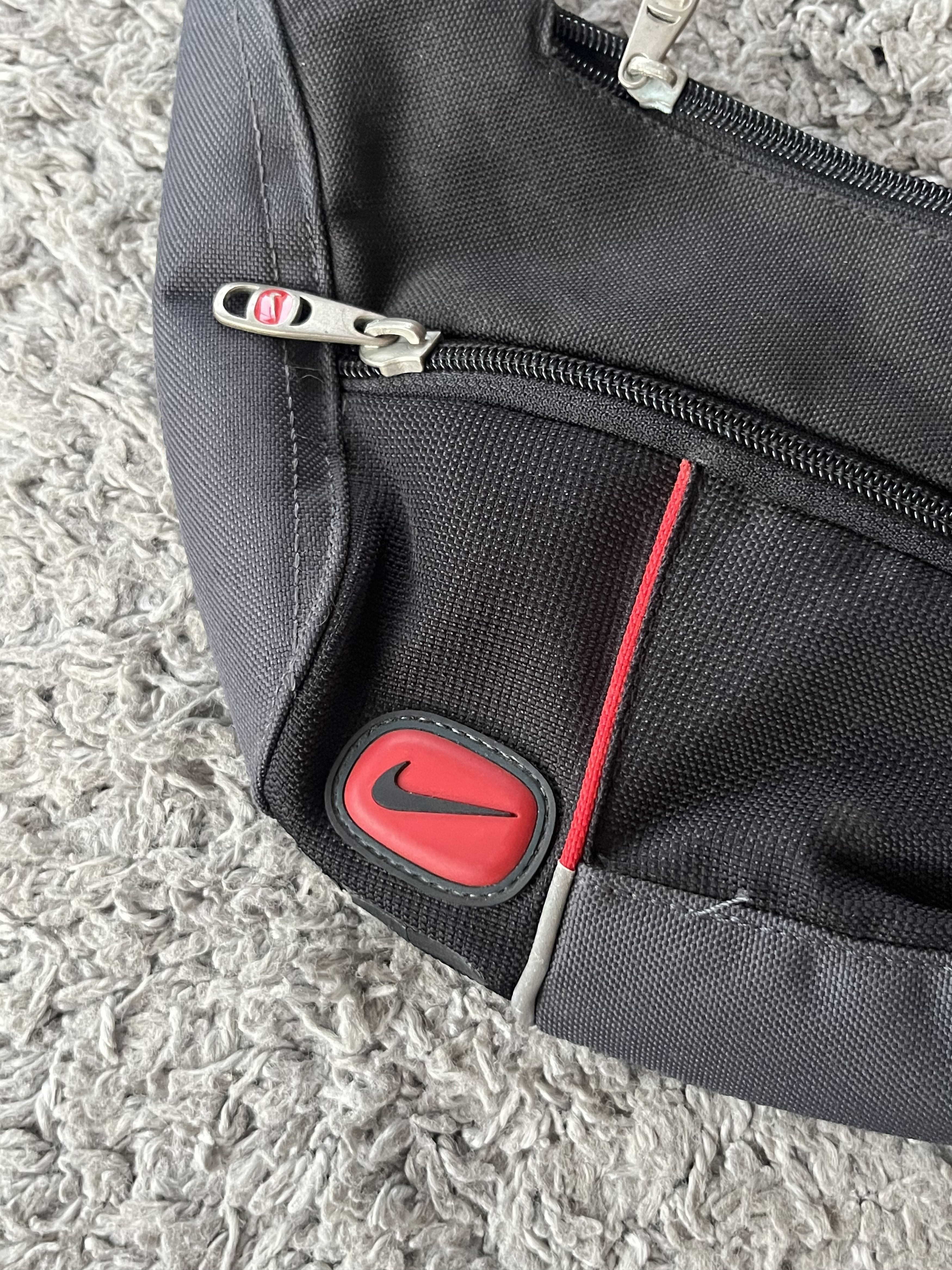 Nike Vintage Bags Nike Y2K Style Streetwear Size ONE SIZE - 2 Thumbnail
