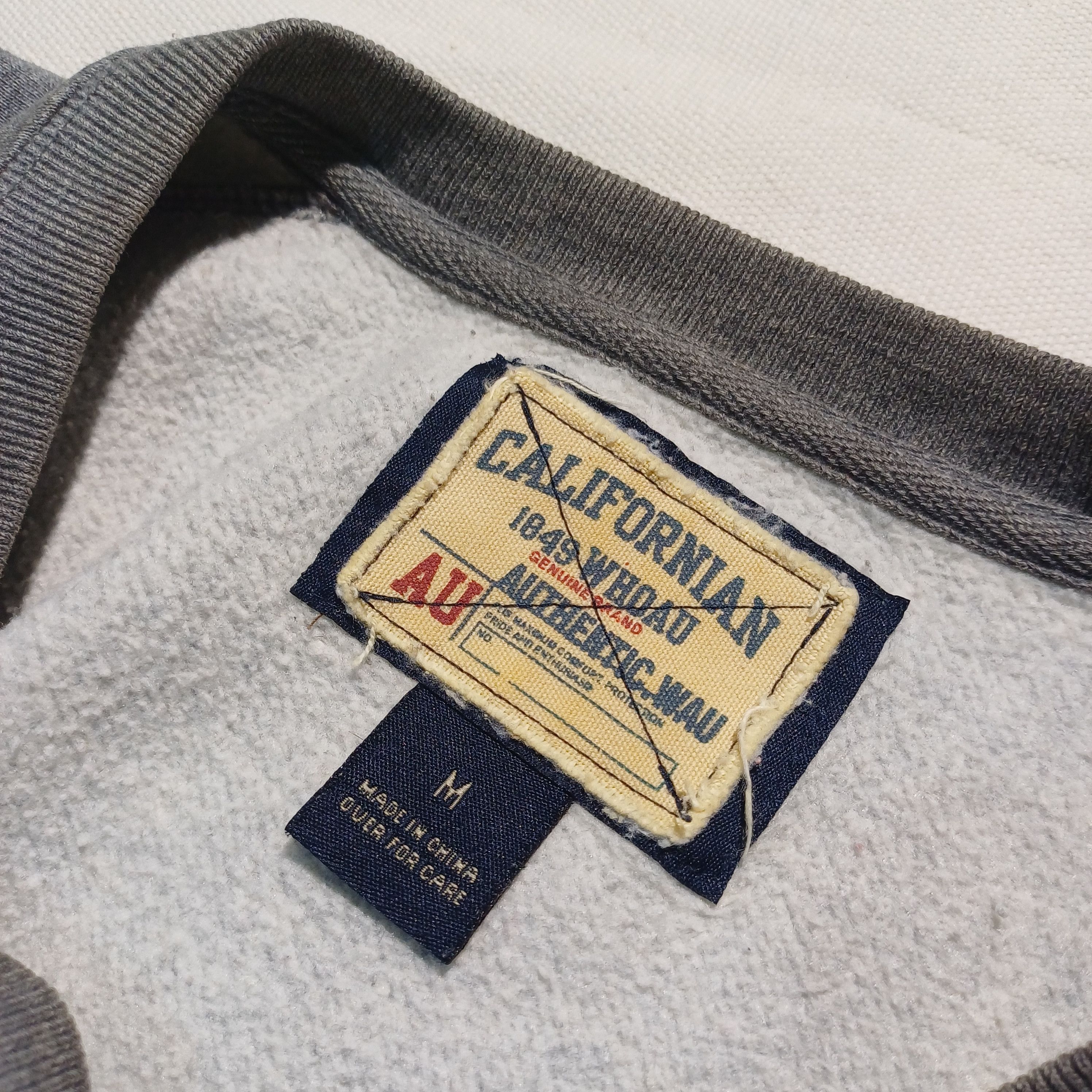 Who A.U. Sweatshirt Gray Embroidery Patch WHO.A.U Size US M / EU 48-50 / 2 - 4 Thumbnail