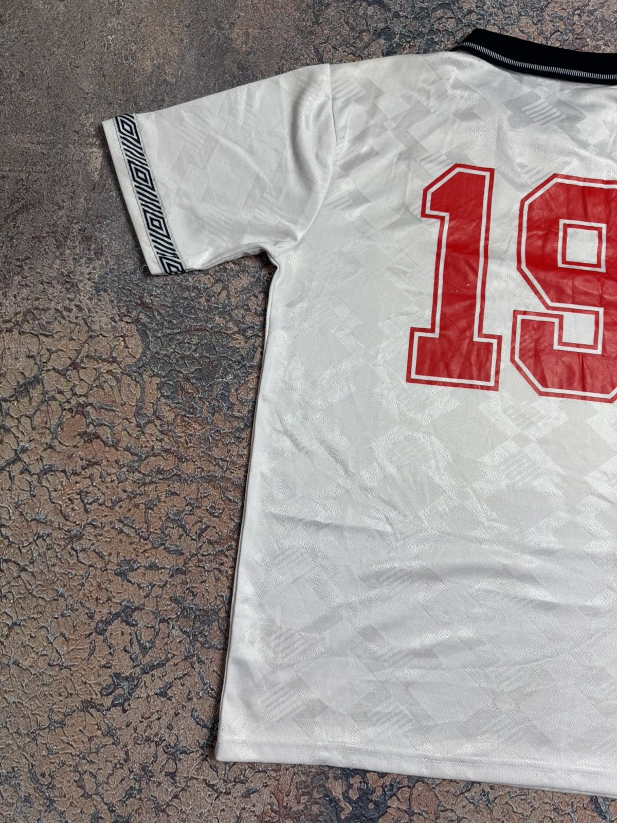 Vintage Vintage England Score draw 1990/92 #19 Soccer jersey Size US L / EU 52-54 / 3 - 8 Thumbnail