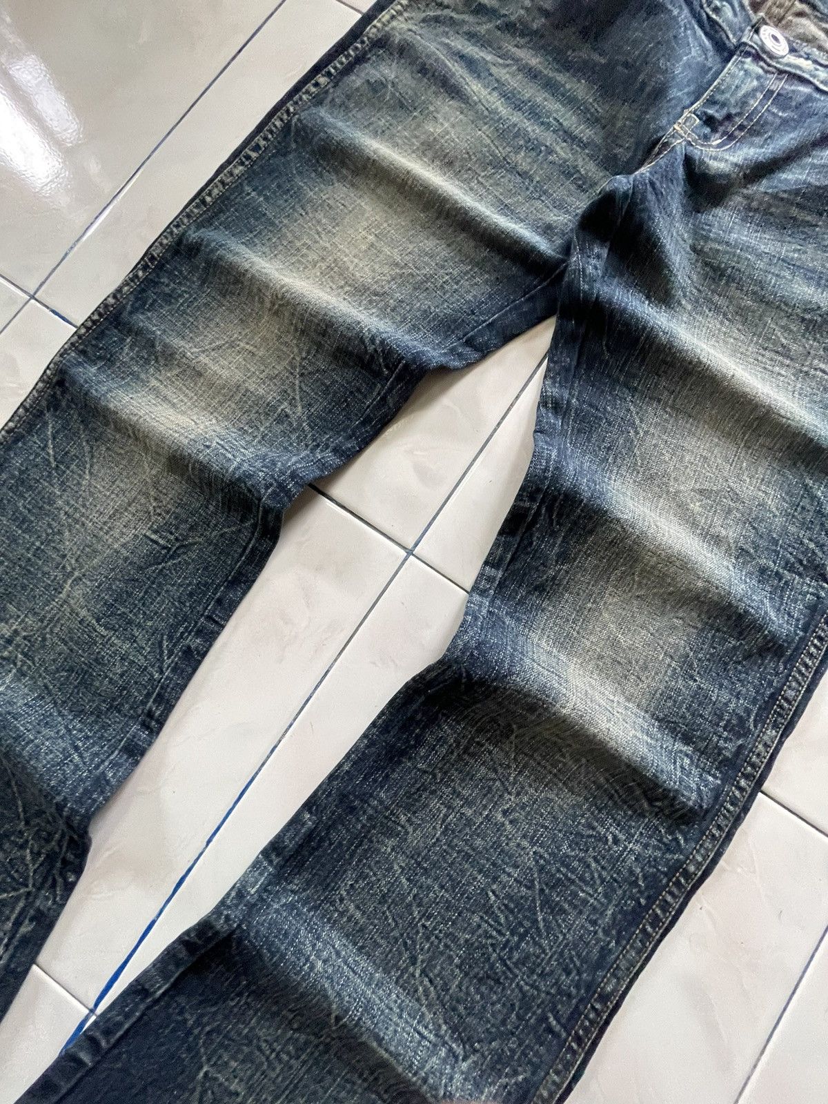 Japanese Brand × Le Grande Bleu (L.G.B.) × Tornado Mart Toto Japan Claws Mark Honeycomb Flare Low Rise Jeans Size US 32 / EU 48 - 4 Thumbnail