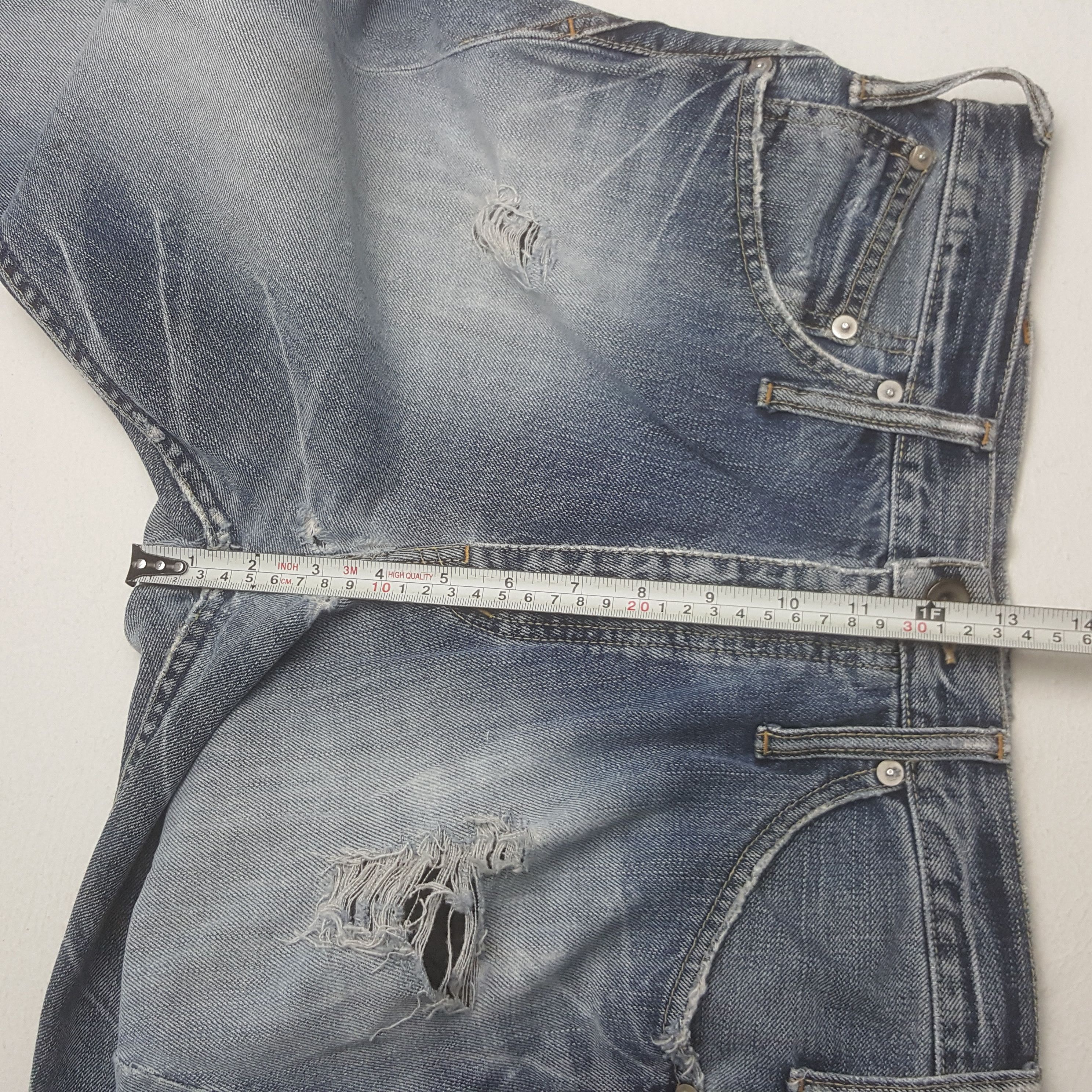Le Grande Bleu (L.G.B.) Vintage L.G.B. Le Grande Bleu Japanese Distressed Denim Jean Size US 31 - 11 Thumbnail