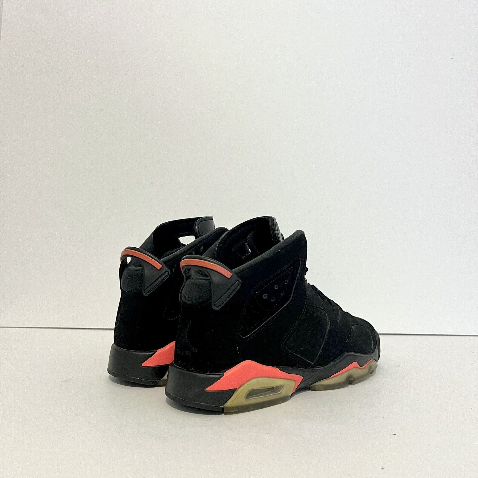 Nike 2014 Nike Air Jordan VI 6 Retro Infrared GS 384665-023 5.5Y Size US 7 / IT 37 - 4 Thumbnail