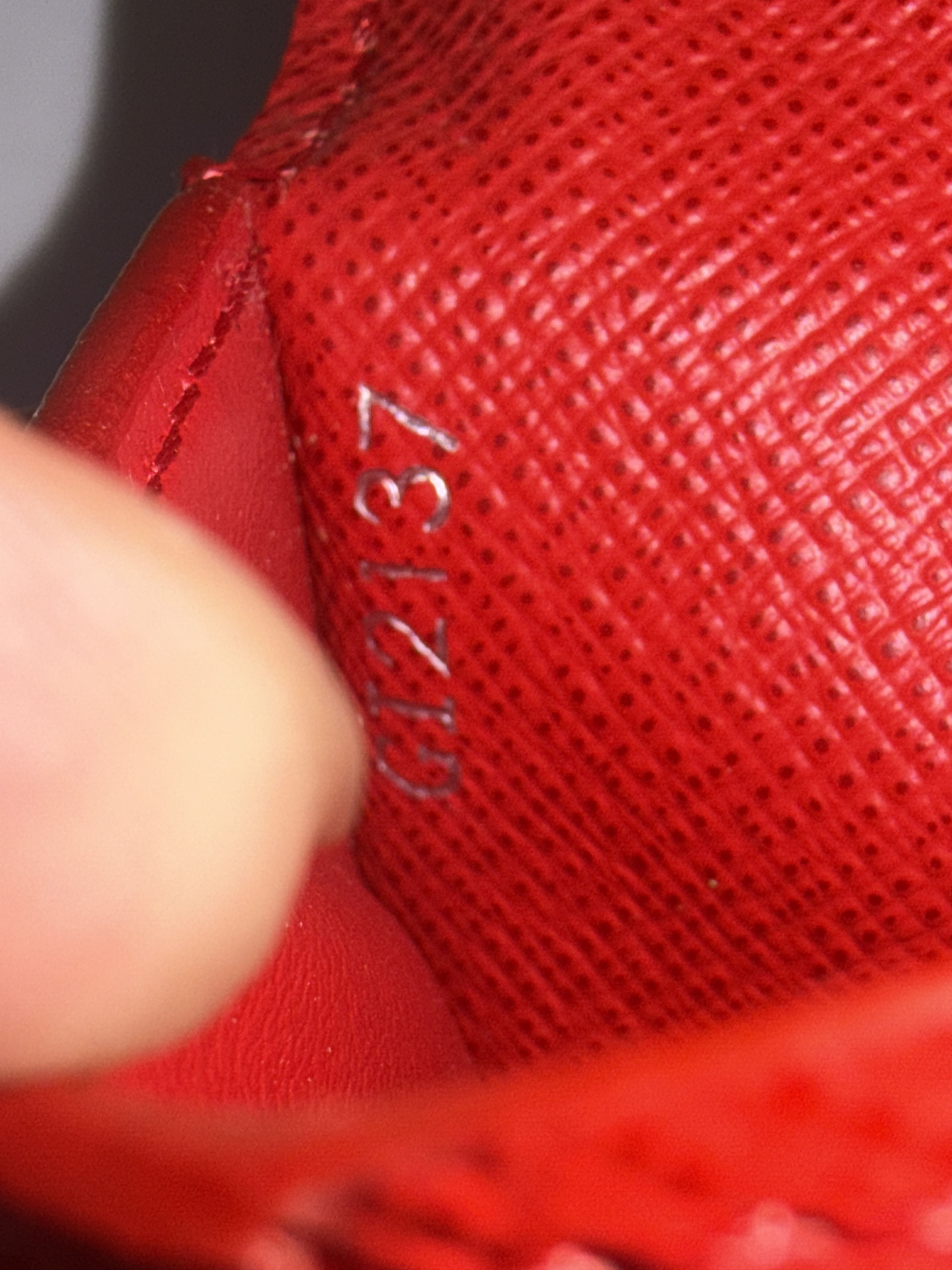 Louis Vuitton × Supreme Louis Vuitton x Supreme Red Epi Pocket Organizer Wallet Size ONE SIZE - 18 Thumbnail