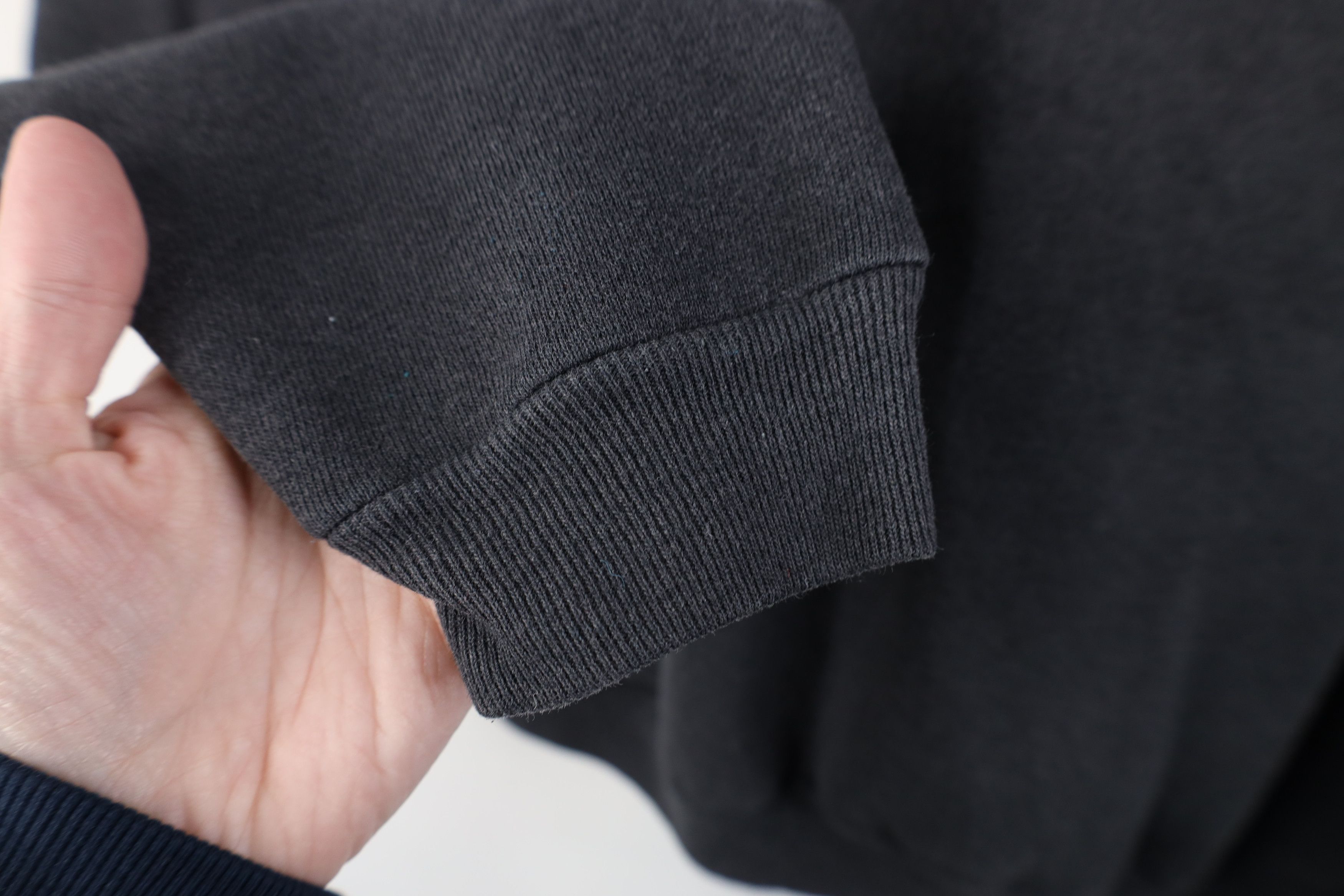 Vintage Vintage 90s Streetwear Faded Blank Crewneck Sweatshirt Black Size L / US 10 / IT 46 - 6 Thumbnail