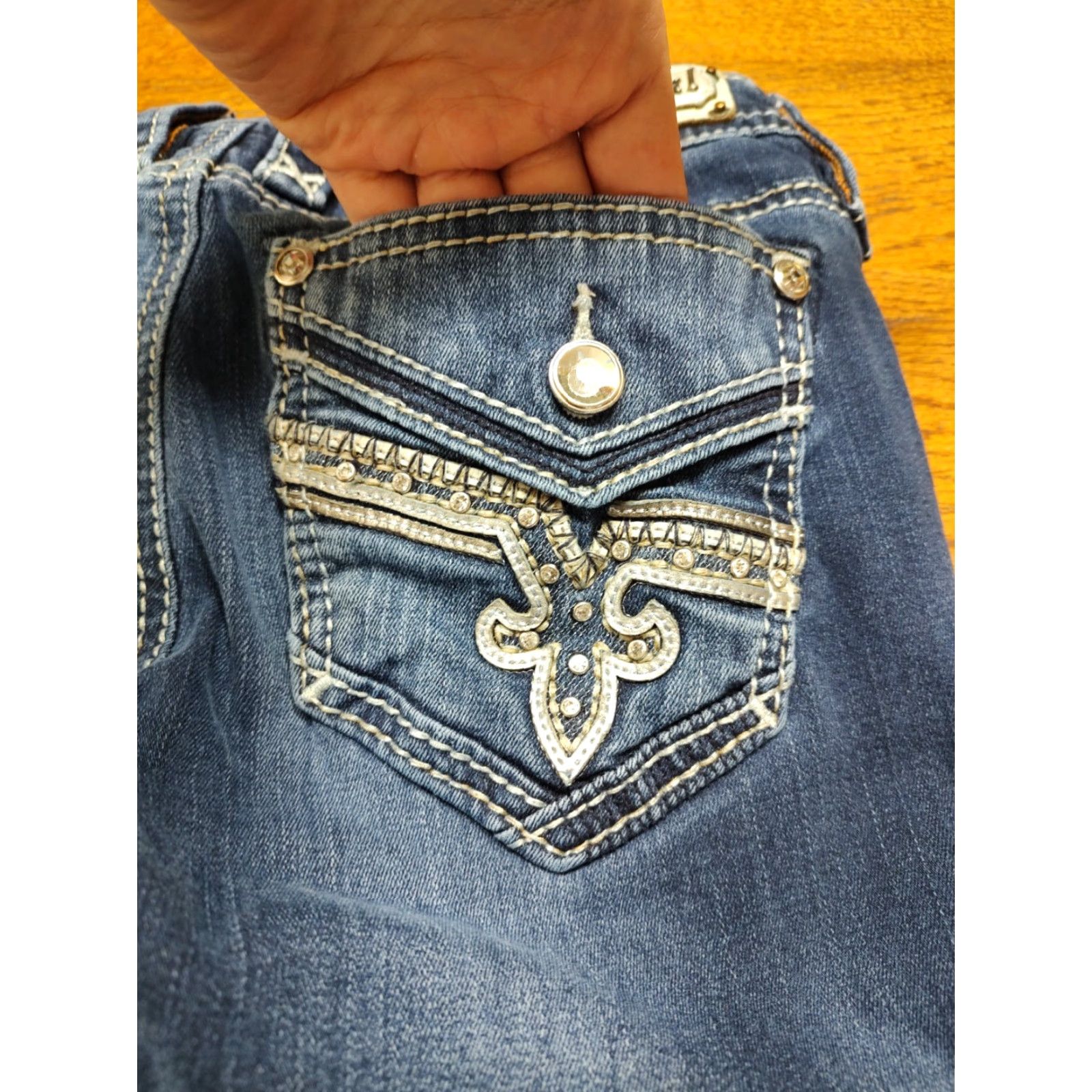 Vintage Rock Revival Jeans Womens Skinny 26 Regular 31in Blue Denim Rock Biker Logo Embroidered 5-Pocket Zip Button Stretch Modern N/A Size 26" / US 2 / IT 38 - 4 Thumbnail