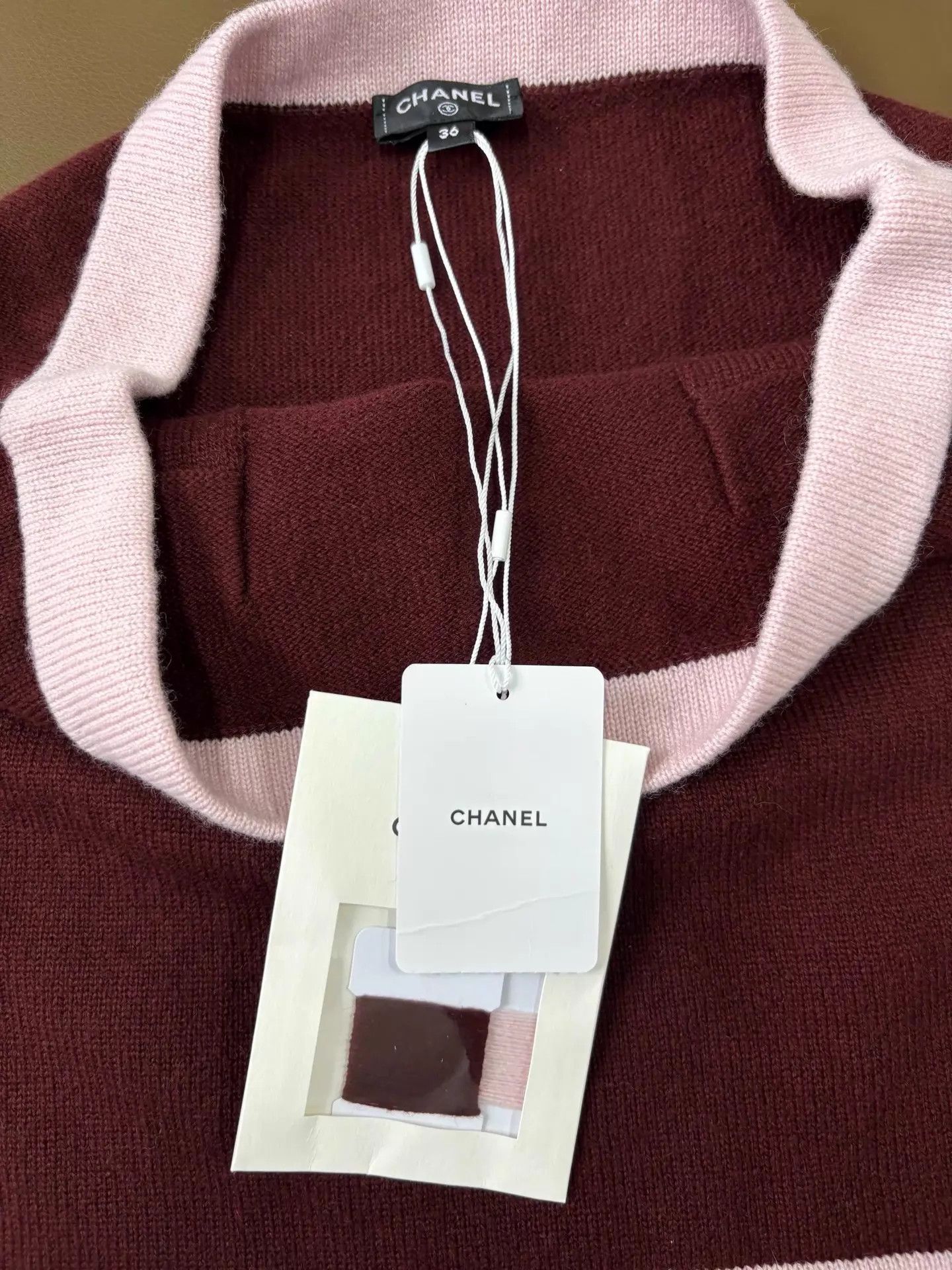 Chanel Chanel 25A Brown & Pink Cashmere Knit Mini Skirt 36 Size 26" / US 2 / IT 38 - 3 Thumbnail