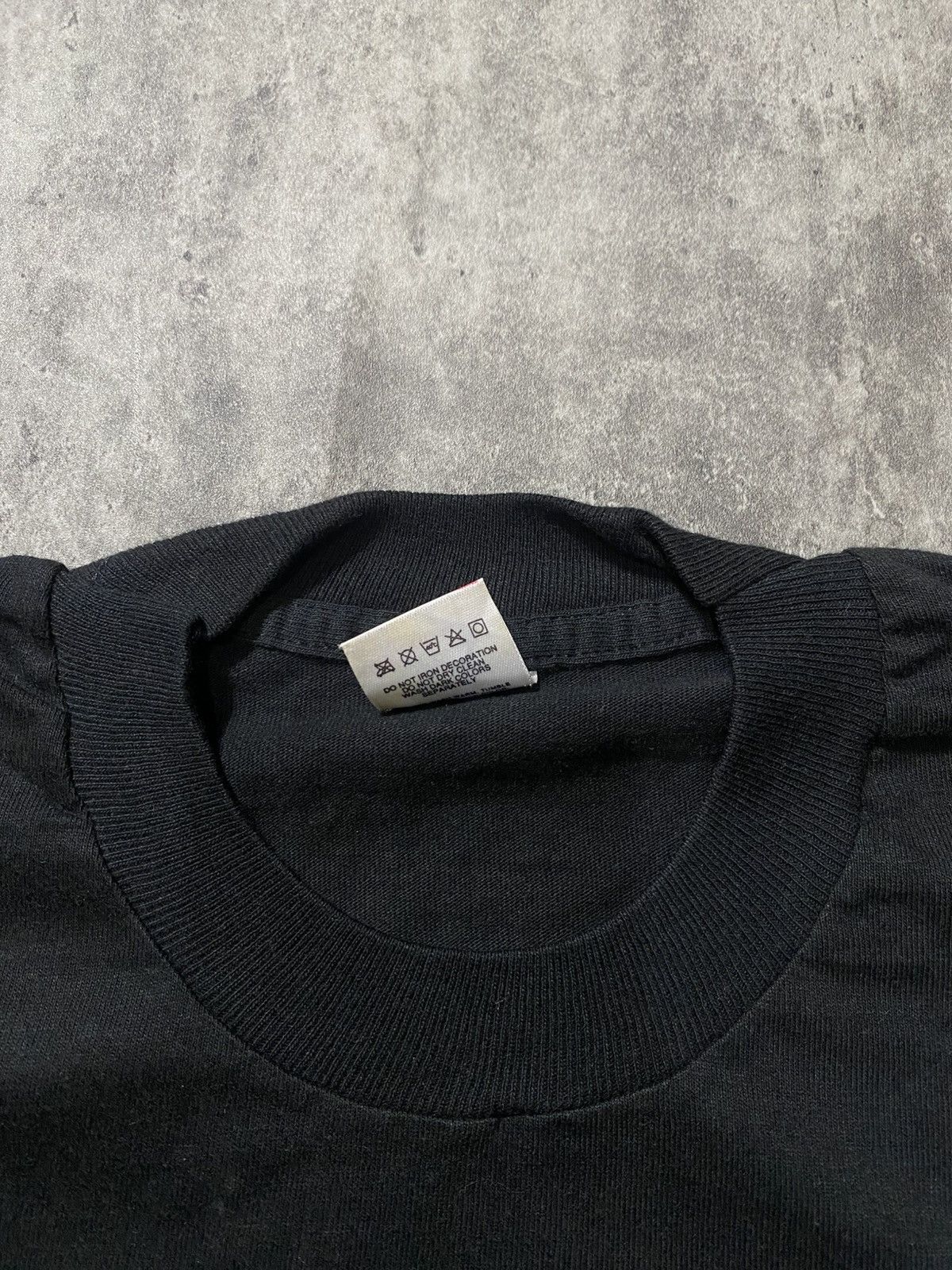 Band Tees × Vintage Vintage Fernandes Guitars Tshirt Deadstock Size US L / EU 52-54 / 3 - 3 Thumbnail