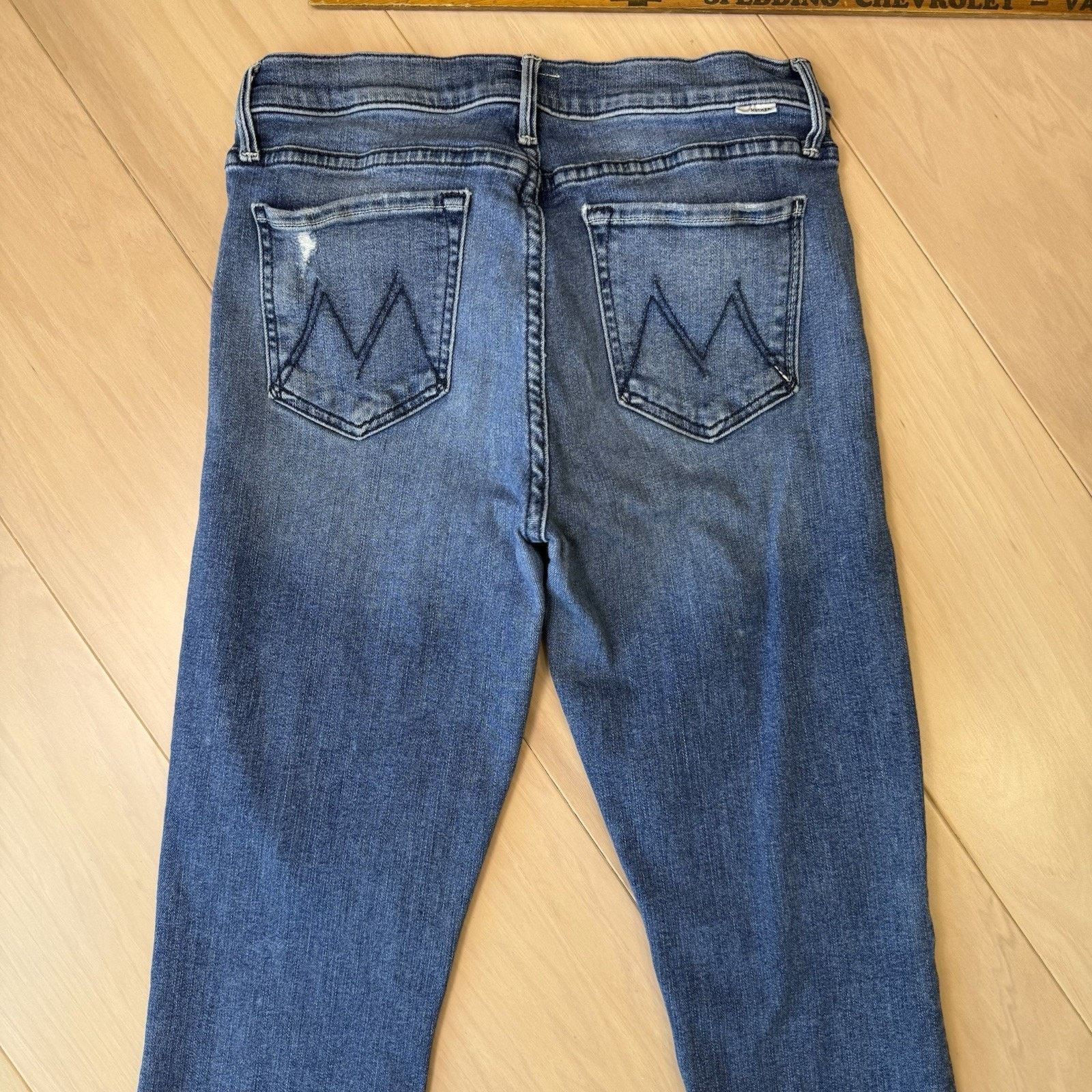 MOTHER Mother Rascal Ankle Chew Jeans Women's 27 Blue Medium Wash Size 27" / US 4 / IT 40 - 9 Thumbnail