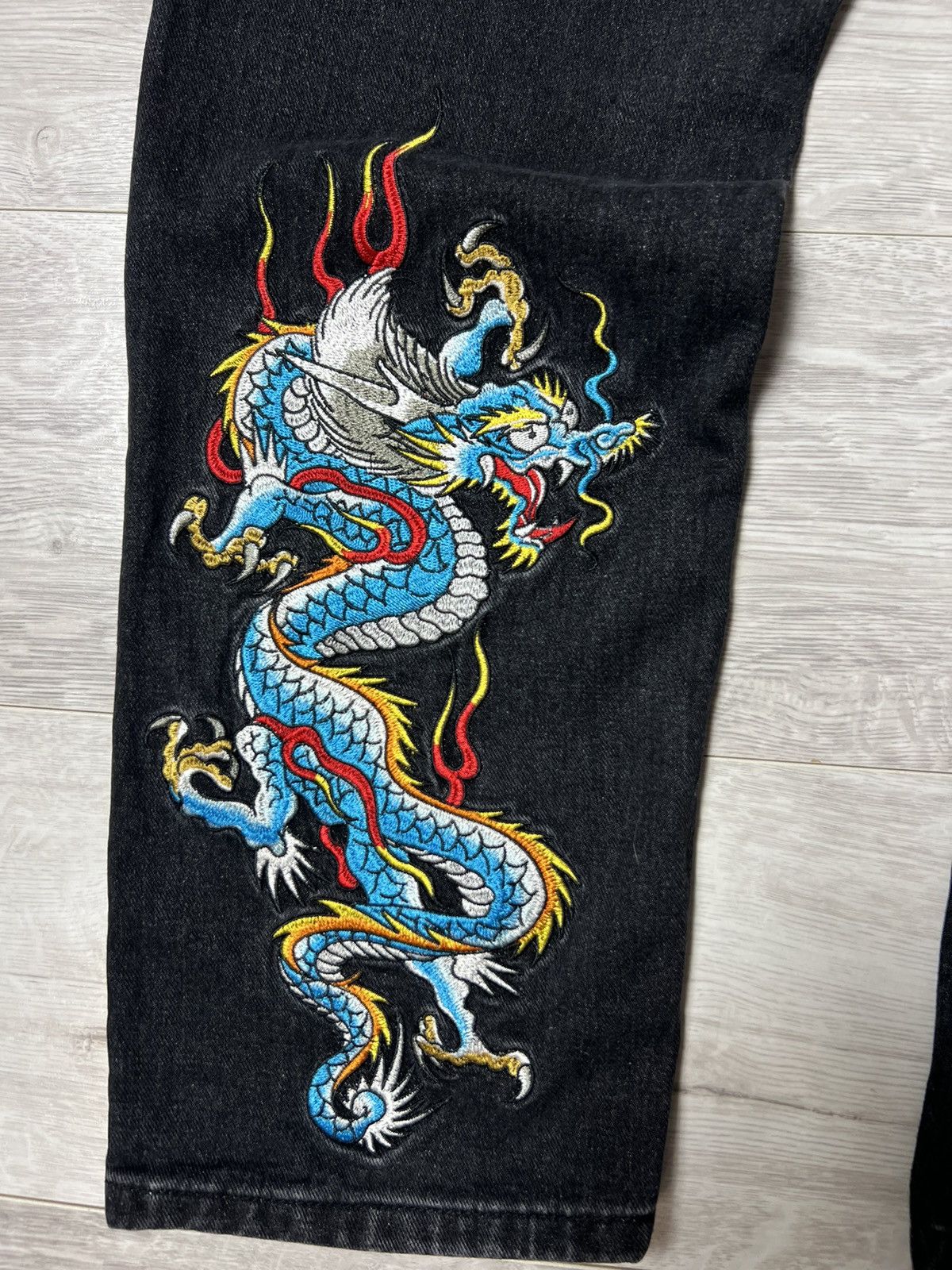 Ed Hardy Ed Hardy Embroidered Dragon Flame Straight Leg Jean Big Logo Size US 32 / EU 48 - 15 Thumbnail