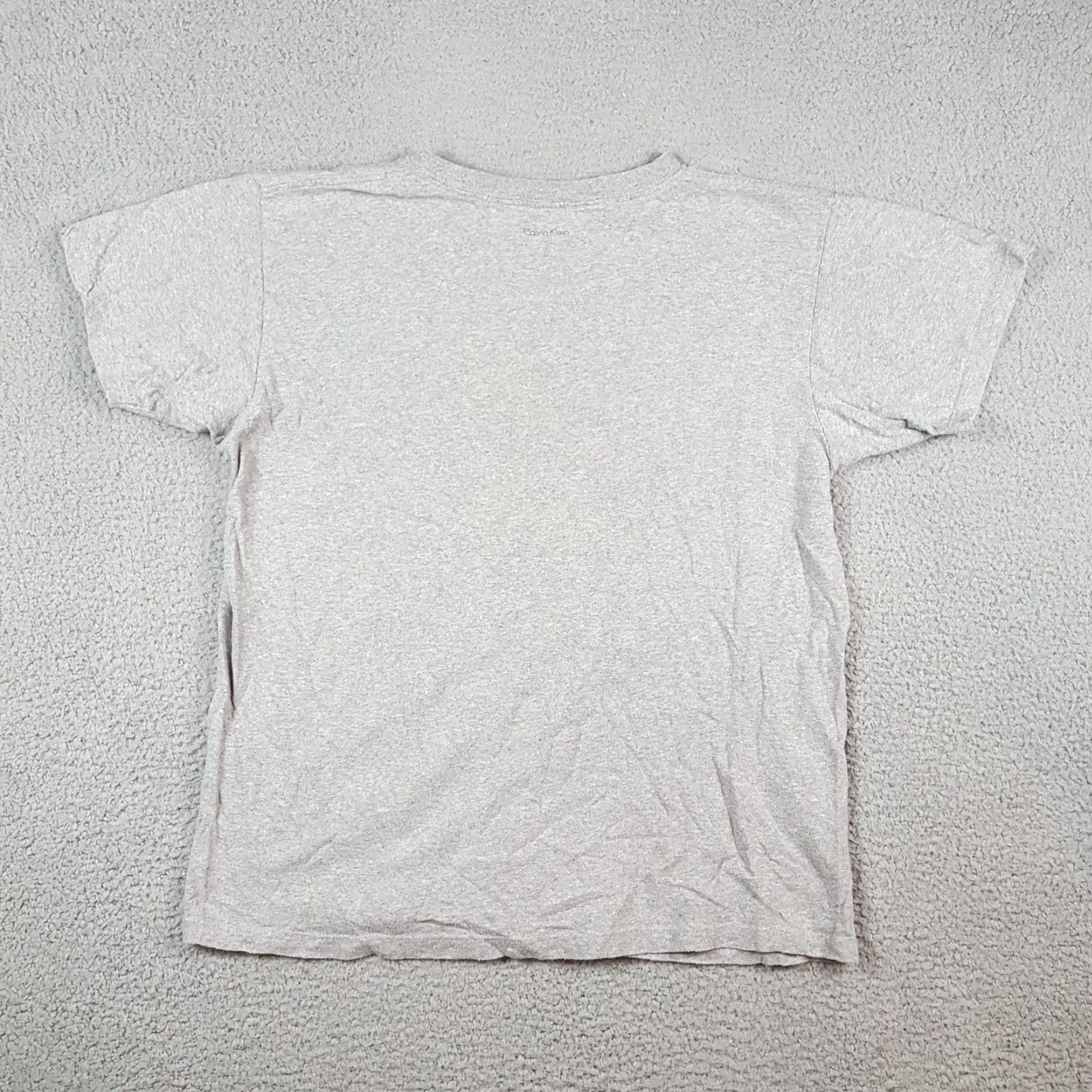 Calvin Klein VINTAGE Calvin Klein T-Shirt Mens 90s Logo Spell Out Gray Size L Crew Neck Short Sleeve USA Made Gym Workout Size US L / EU 52-54 / 3 - 6 Thumbnail