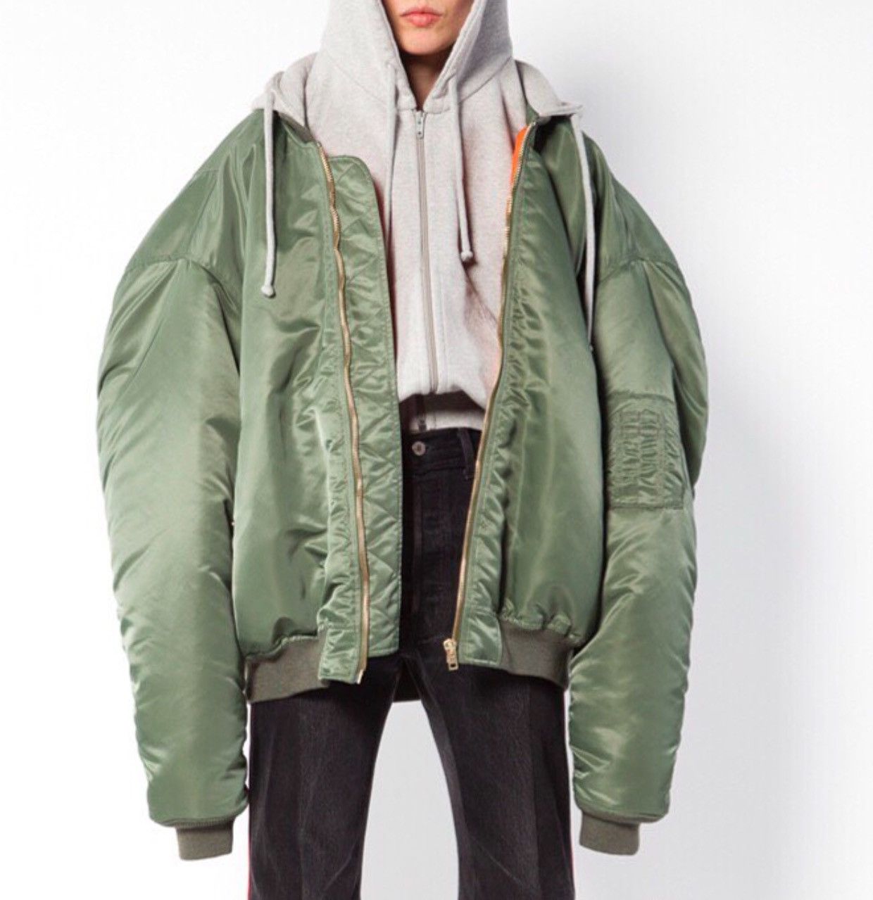 Vetements 16AW Oversized Green Bomber
