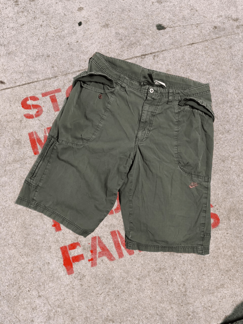 Nike Nike Cargo Shorts Green Canvas Casual Outdoor Hiking Size US 34 / EU 50 - 1 Thumbnail