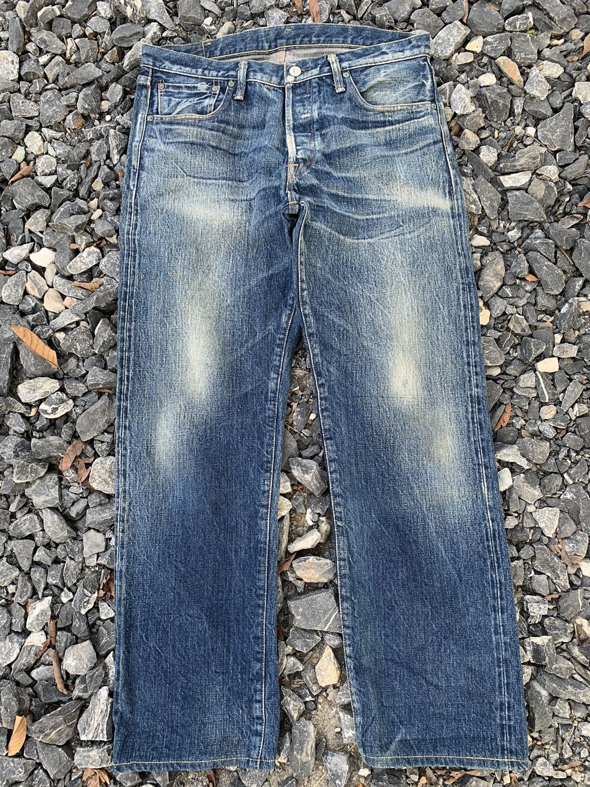 VINTAGE BURGUS PLUS SELVEDGE JAPANESE FADED DISTRESSED DENIM