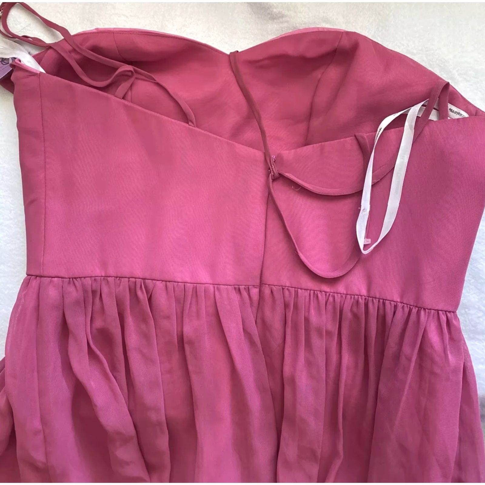 Vintage Jim Hjelm Occasions Gown Women's Size 12 Magenta Polyester Long Sleeveless V-Neck Dress Size XL / US 12-14 / IT 48-50 - 6 Thumbnail