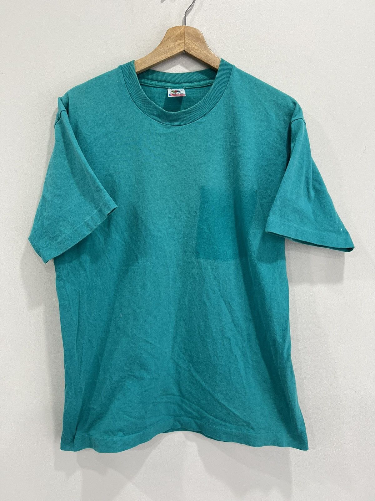 Japanese Brand Vintage 90s Blank Tee Shirt single stitch ghost pocket faded Size US L / EU 52-54 / 3 - 1 Thumbnail