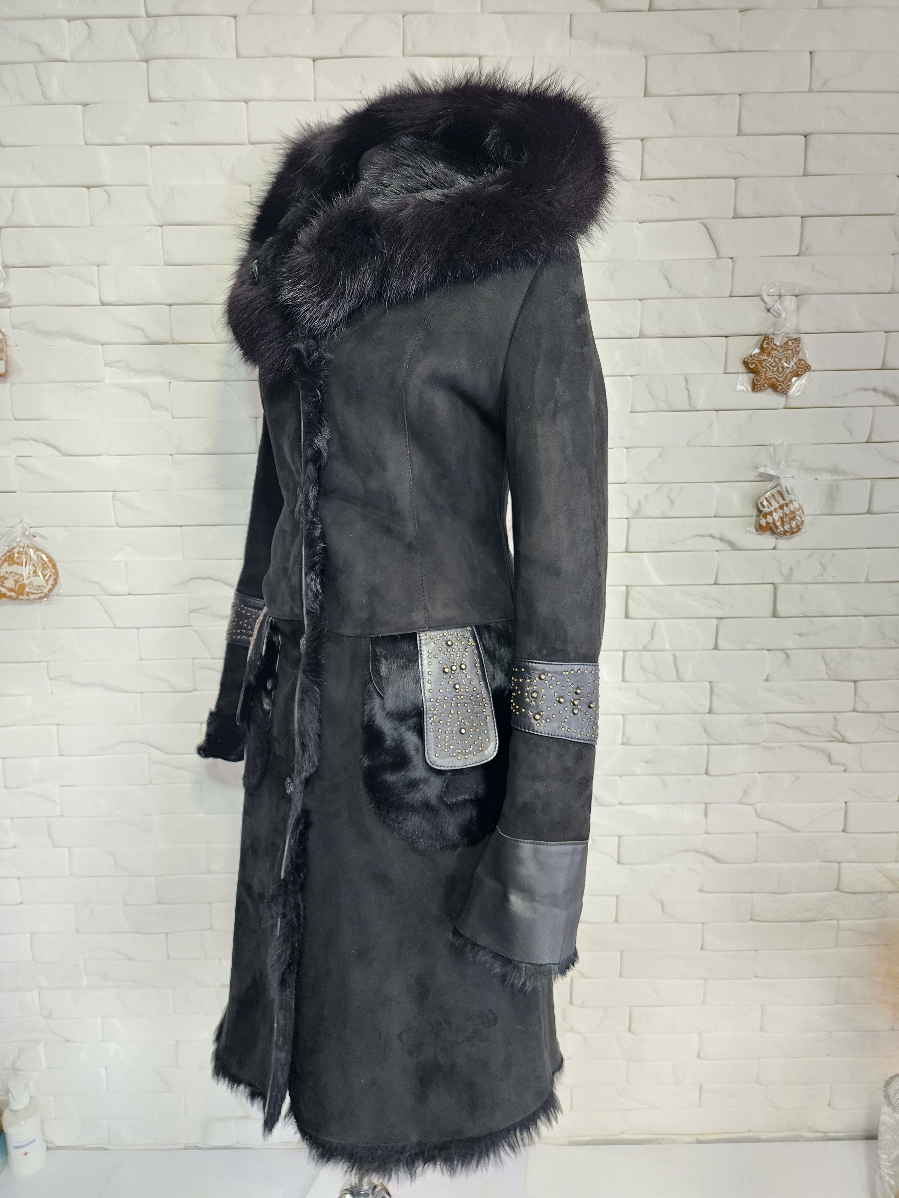 Furla Black Goat Fur Coat: Women's Fur Hooded Jacket, Button Front Size M / US 6-8 / IT 42-44 - 2 Thumbnail