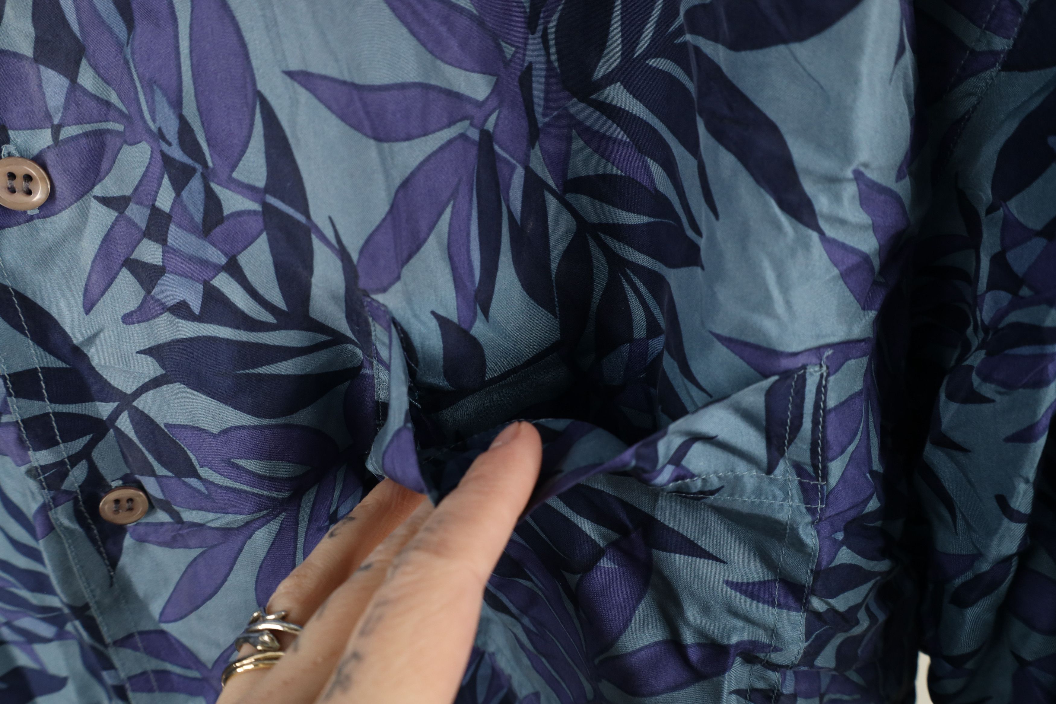 Vintage Vintage 90s Streetwear Palm Leaf Baggy Collared Button Shirt Size US XL / EU 56 / 4 - 5 Thumbnail