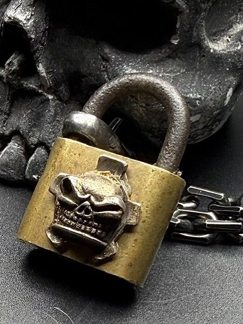 Other STARLINGEAR .925 Slickster Skull Logo Padlock Oxidized 2009 Size ONE SIZE - 4 Thumbnail
