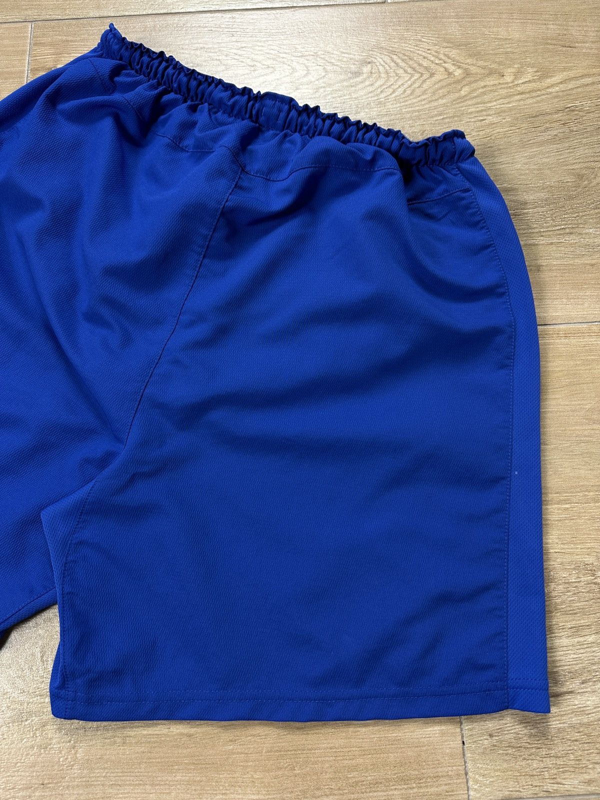 Nike × Vintage Vintage Y2K Nike Manchester United Soccer Shorts Size US 32 / EU 48 - 8 Thumbnail