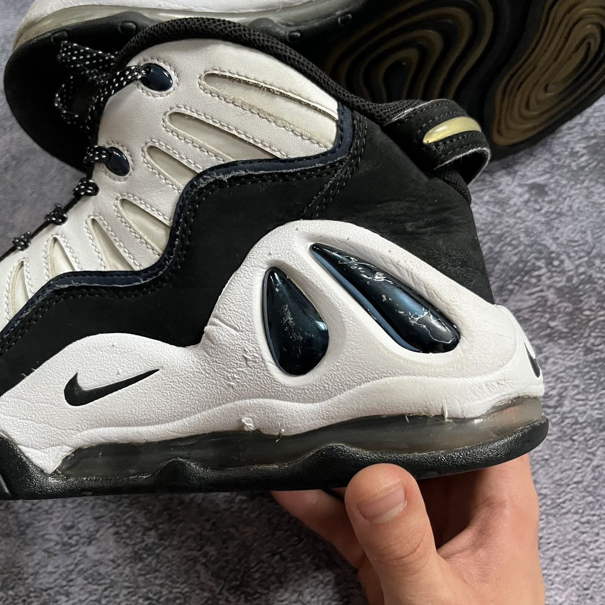 Nike Nike Air Max Uptempo 3 Size 9.5 EU 43 Basketball Sneakers Size US 9.5 / EU 42-43 - 8 Thumbnail