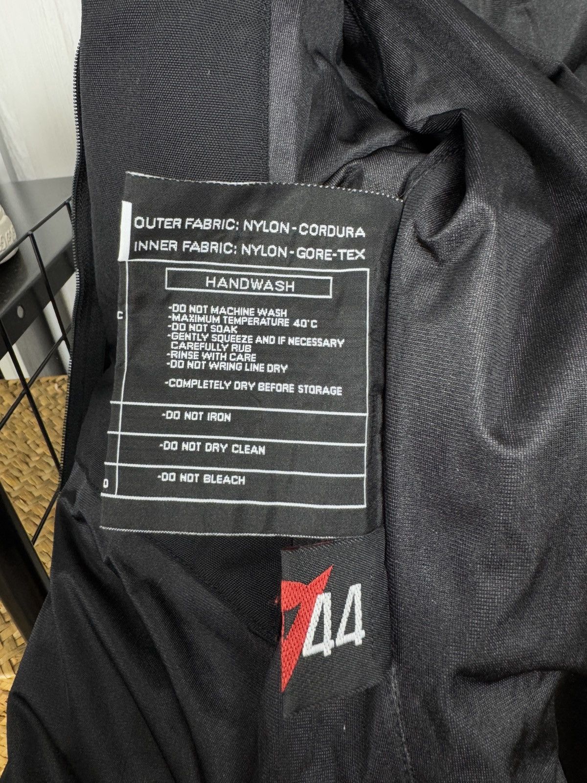 Dainese Dainese Safety Equipment Gore-Tex women’s moto biker jacket Size M / US 6-8 / IT 42-44 - 19 Thumbnail